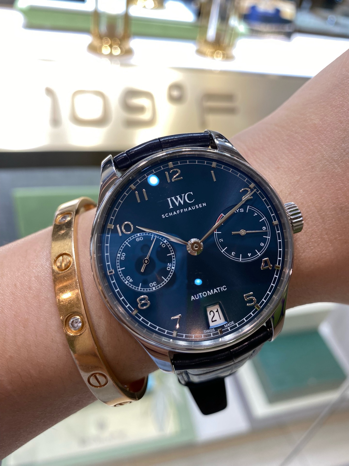 IWC 500710 detail 4