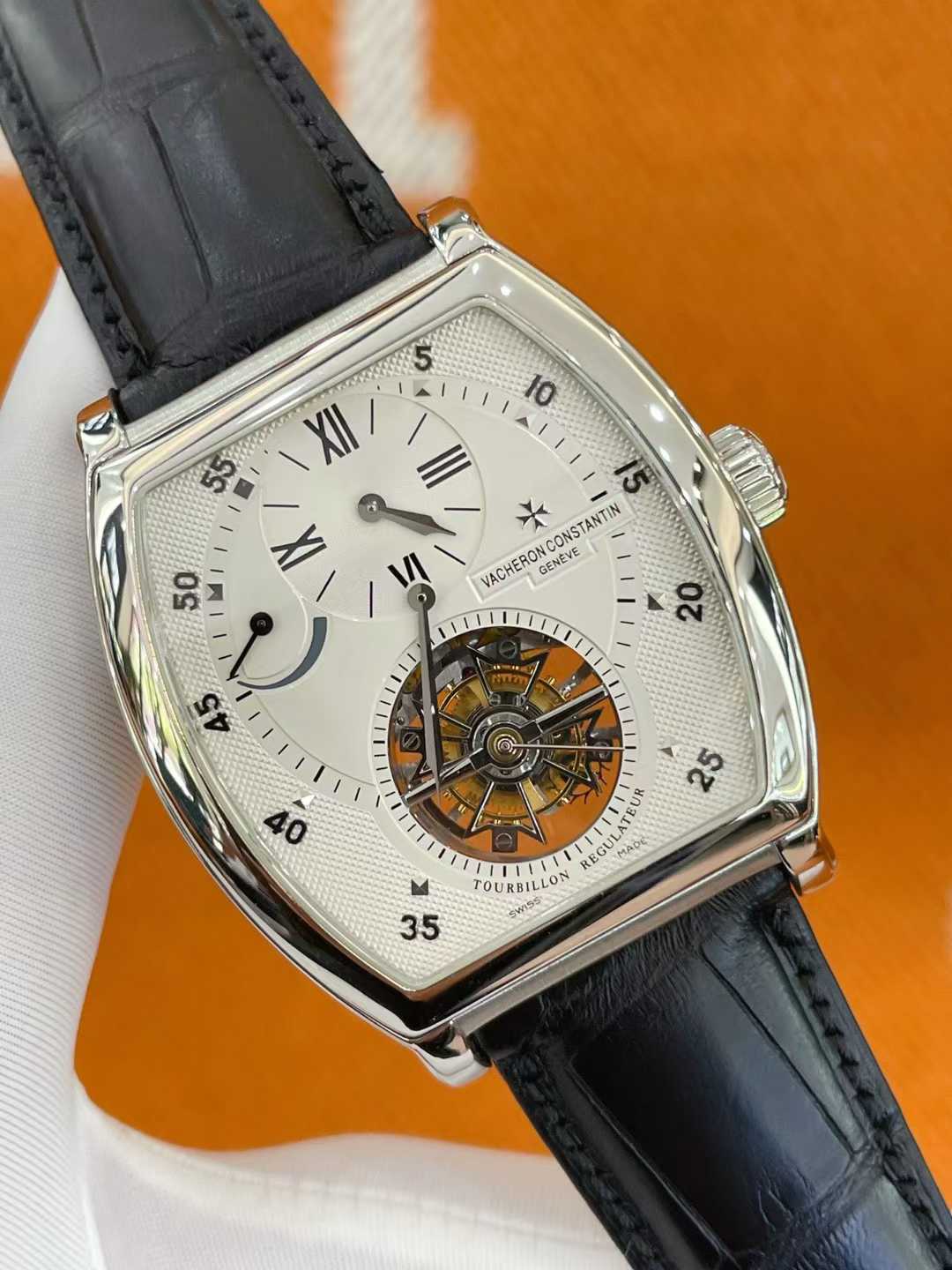 Vacheron Constantin 30080 / 000P detail 1