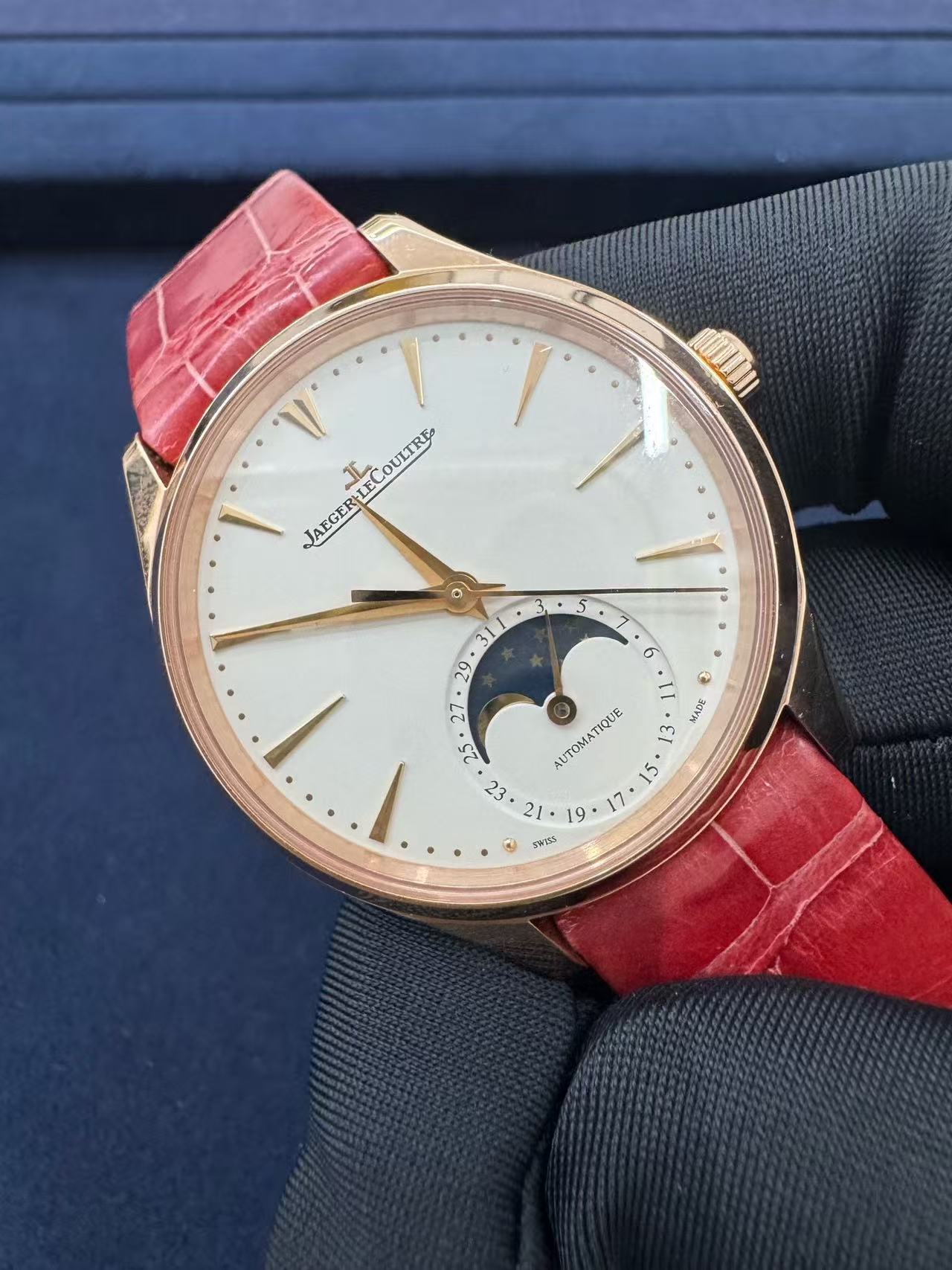 Jaeger-LeCoultre 1252520 detail 1