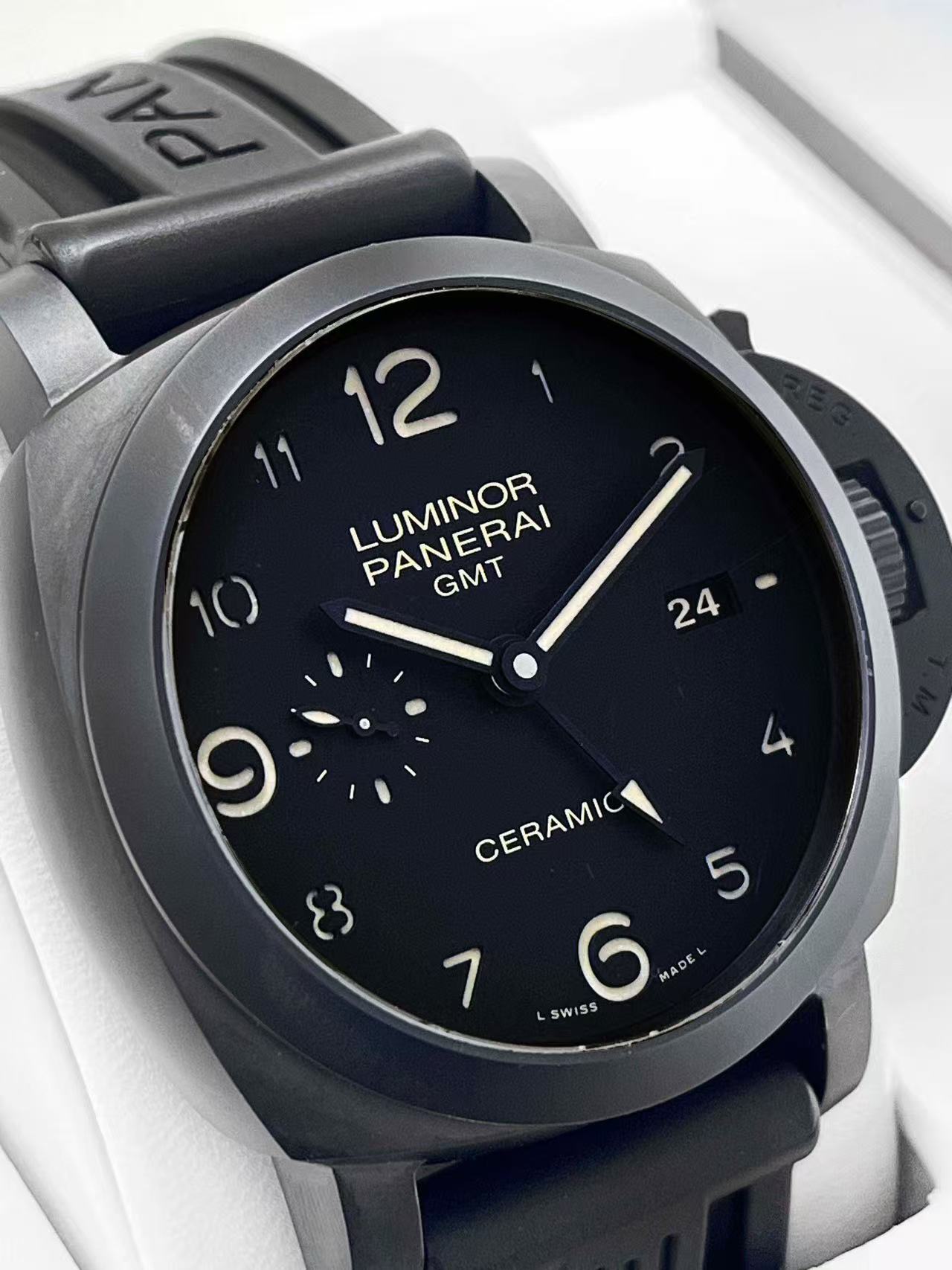 Panerai PAM00441 detail 3