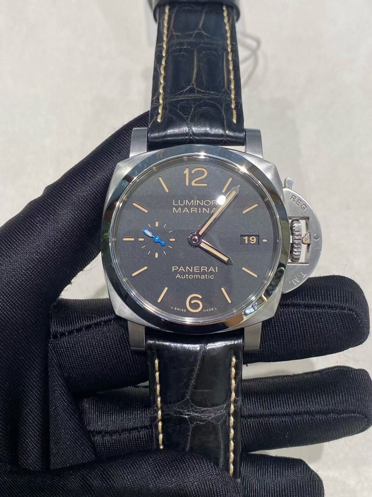 Panerai PAM01392 detail 6
