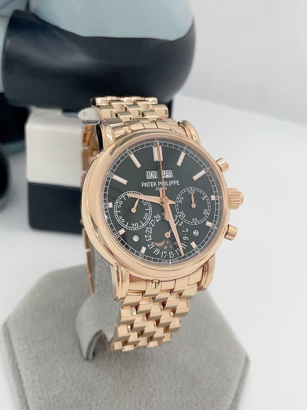 Patek Philippe 5204 / 1R-001