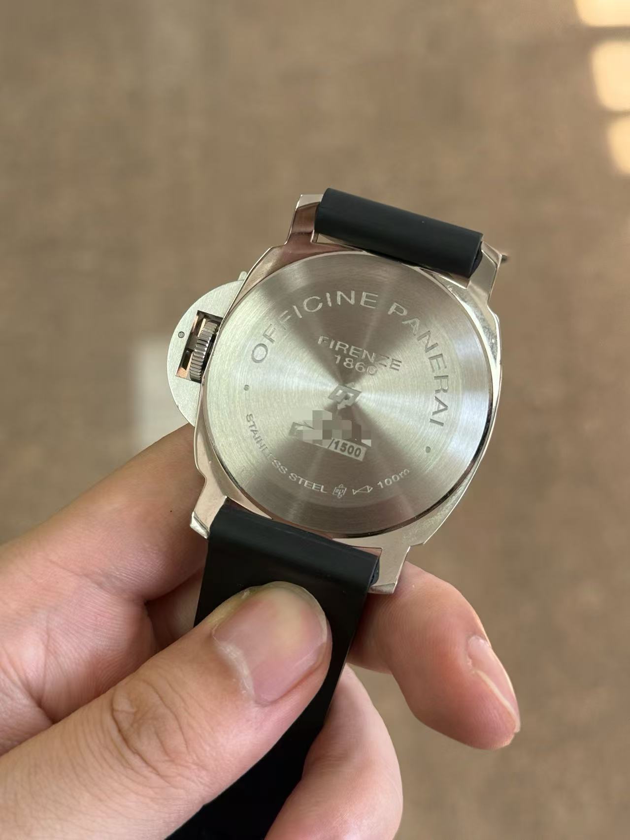 Panerai PAM00631 detail 3