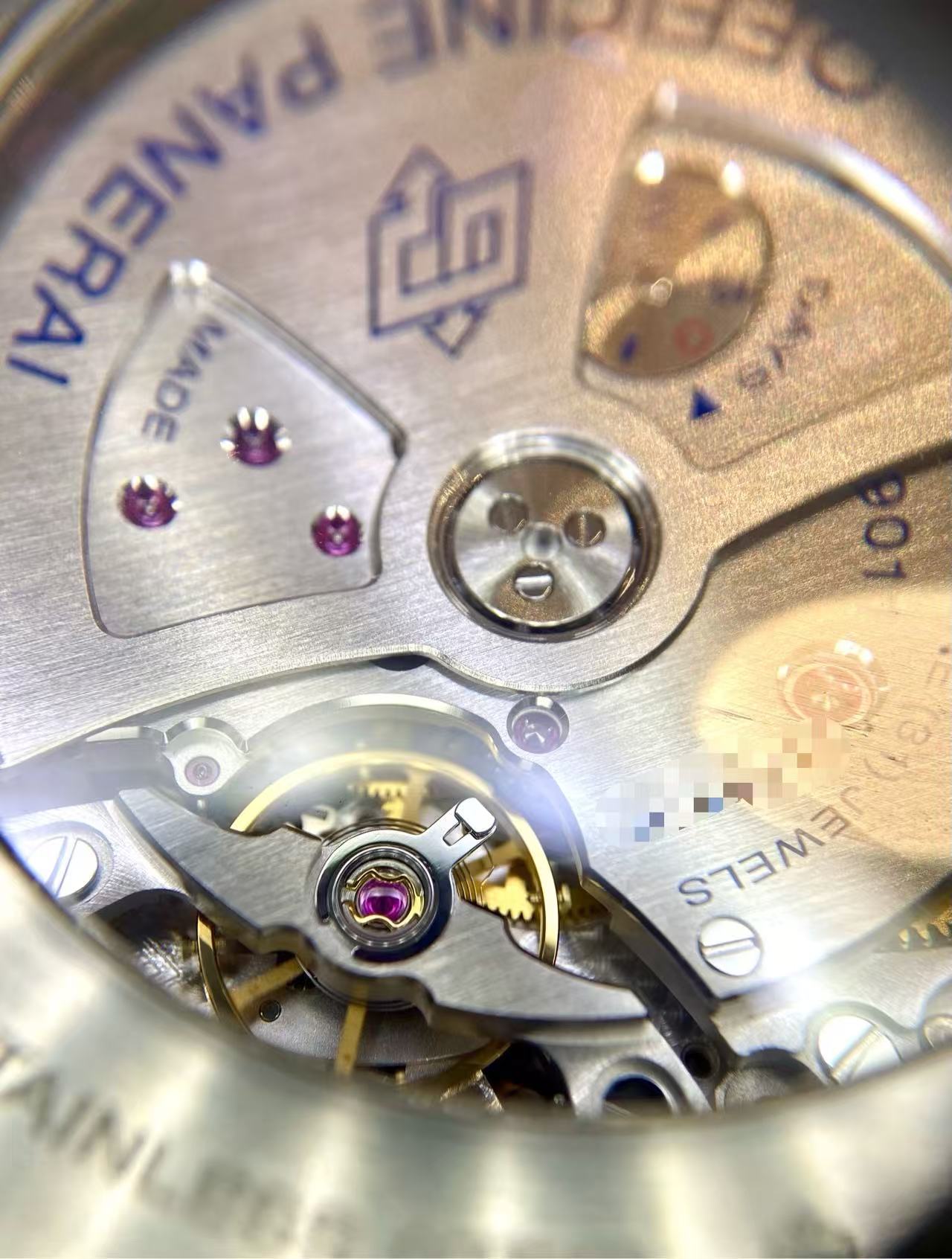 Panerai 01033 detail 2
