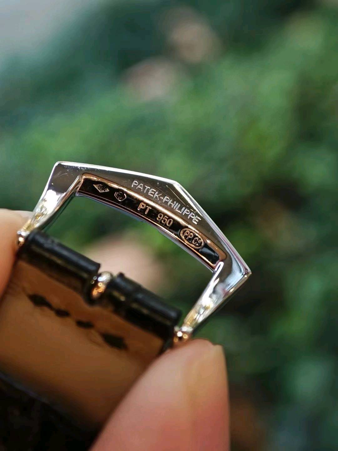 Patek Philippe 5118P detail 7