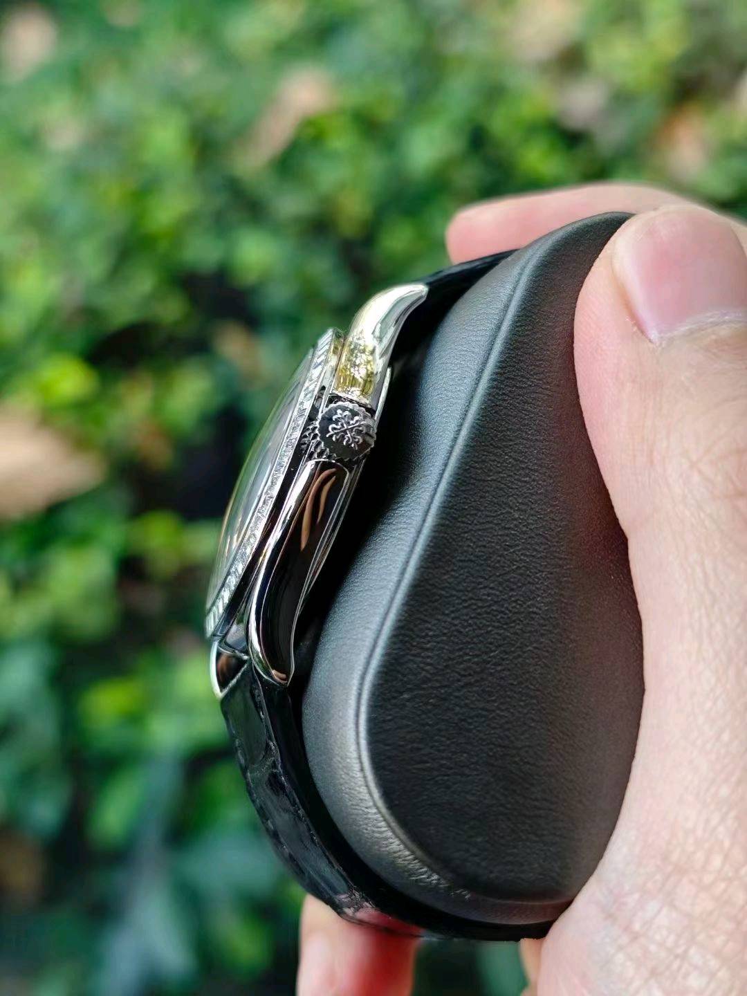 Patek Philippe 5118P detail 5