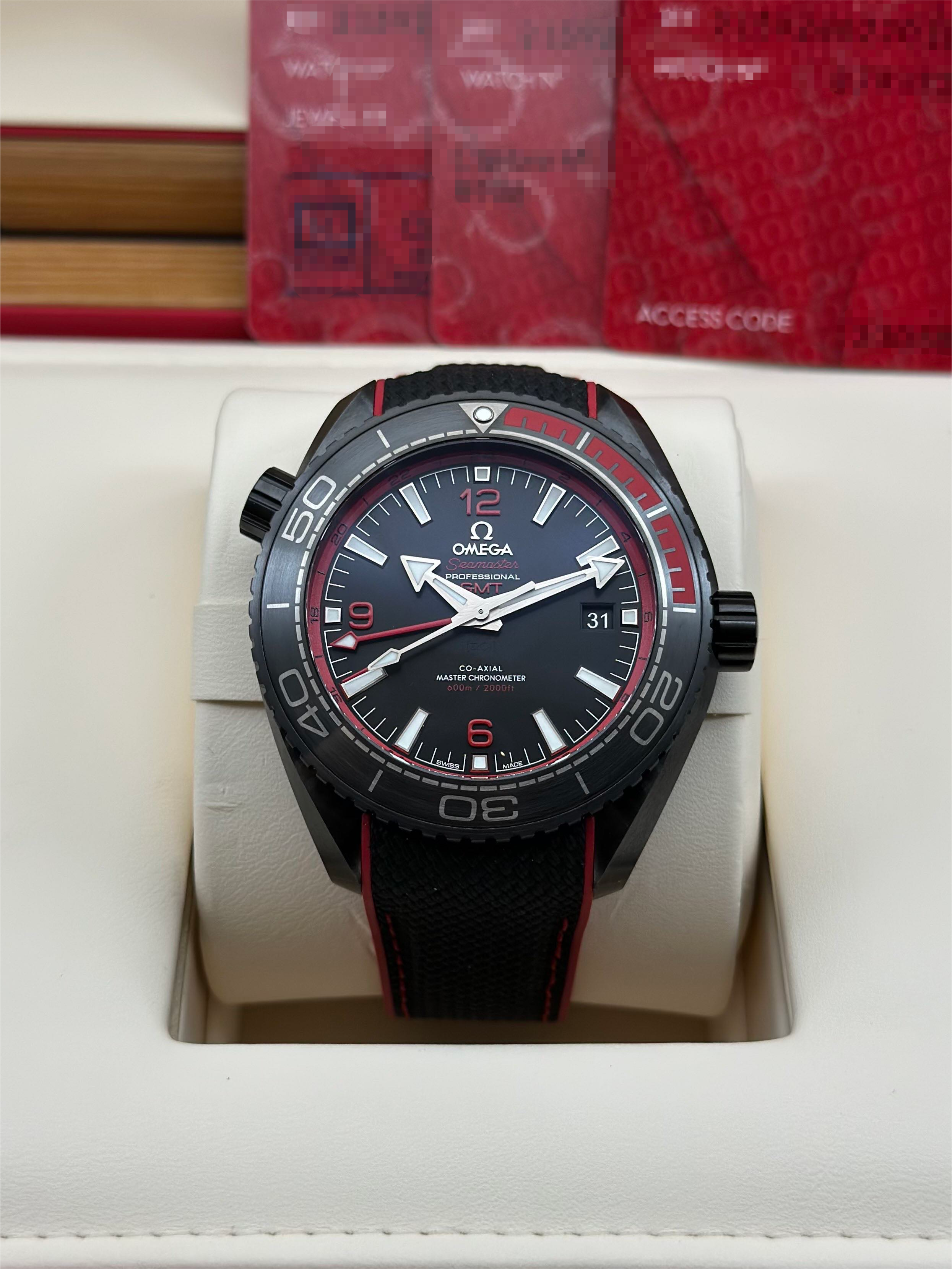 Omega 215.92.46.22.01.003