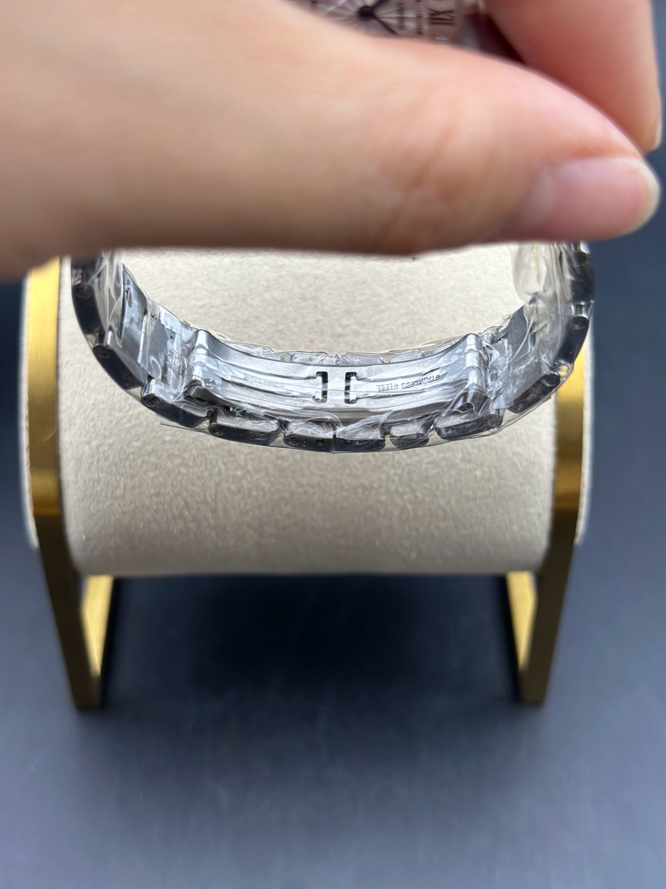 Cartier WT100024 detail 4