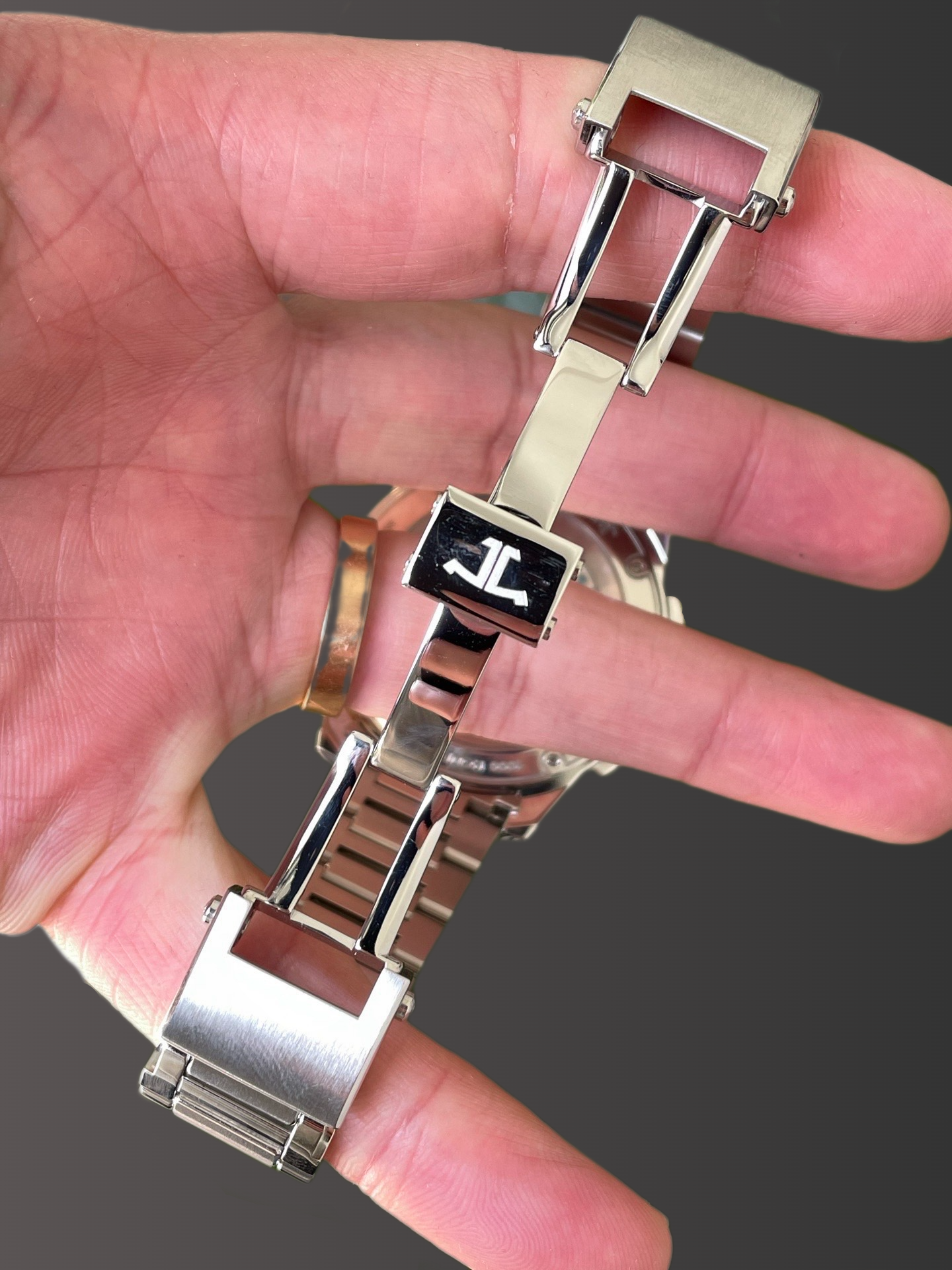 Jaeger-LeCoultre 9028180 detail 5