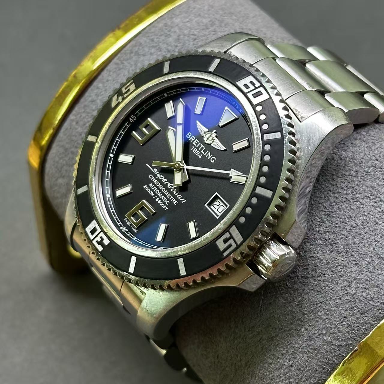 Breitling A1739102.BA77.162A detail 2