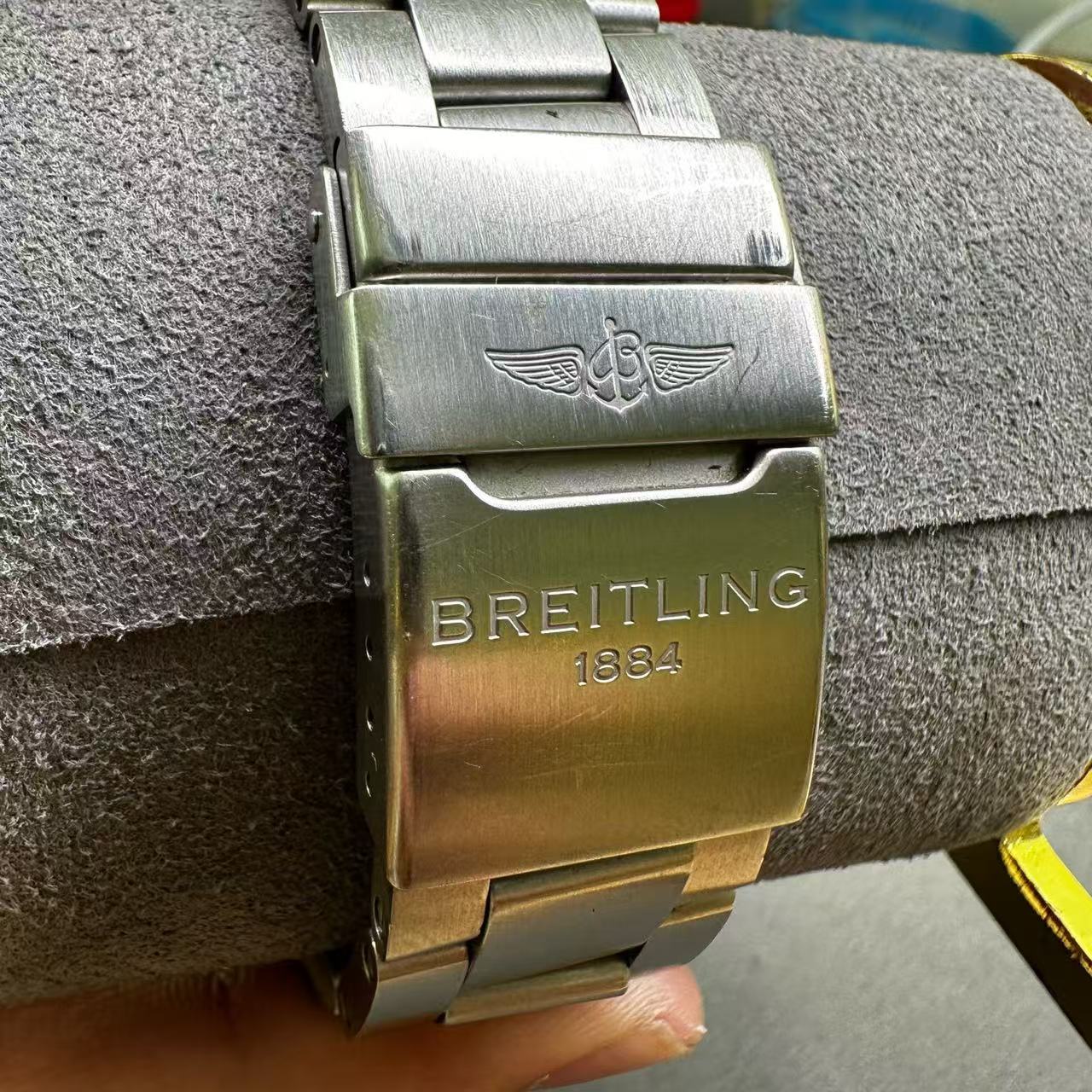 Breitling A1739102.BA77.162A detail 6