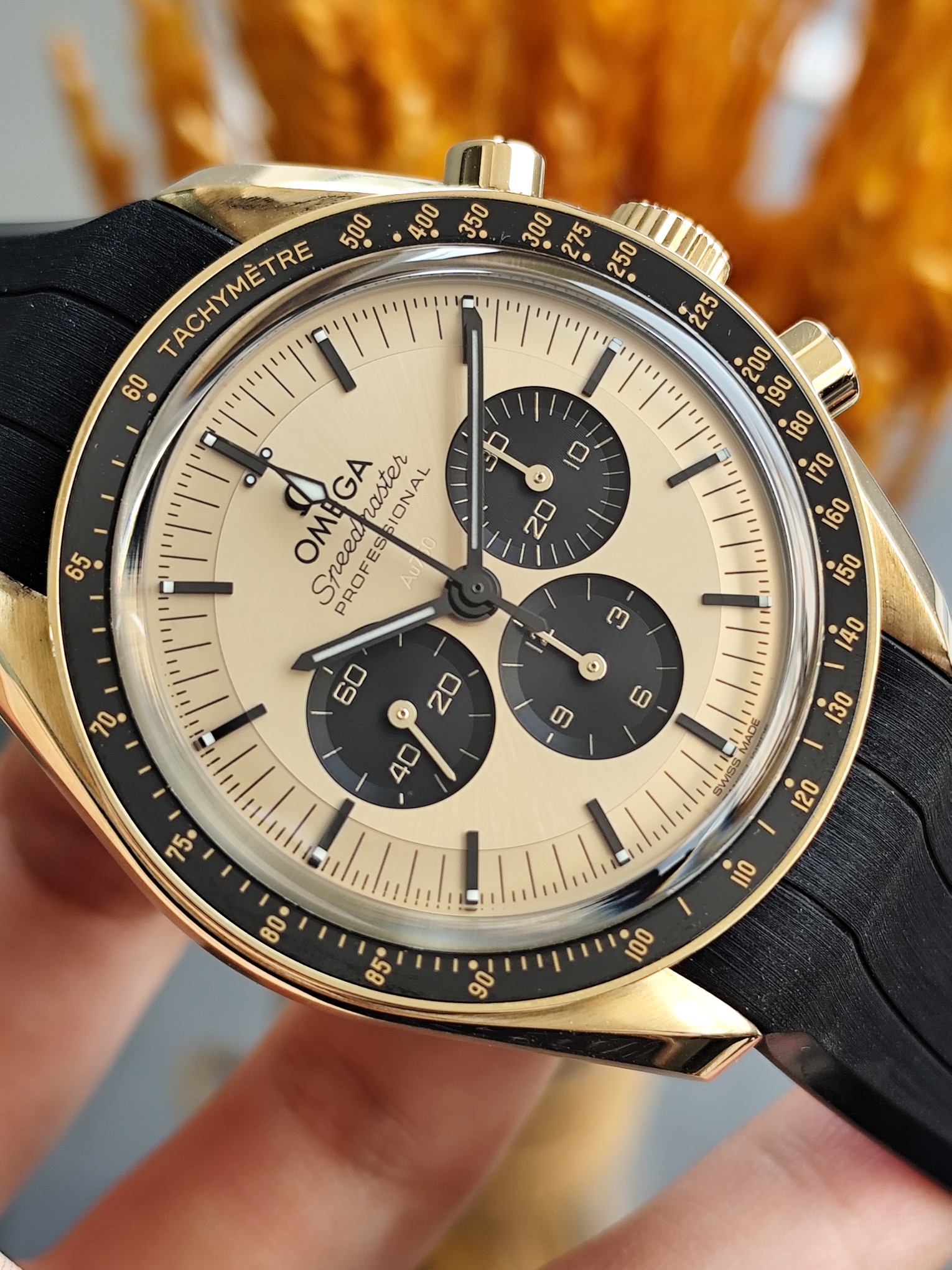 Omega 310.62.42.50.99.001 detail 2