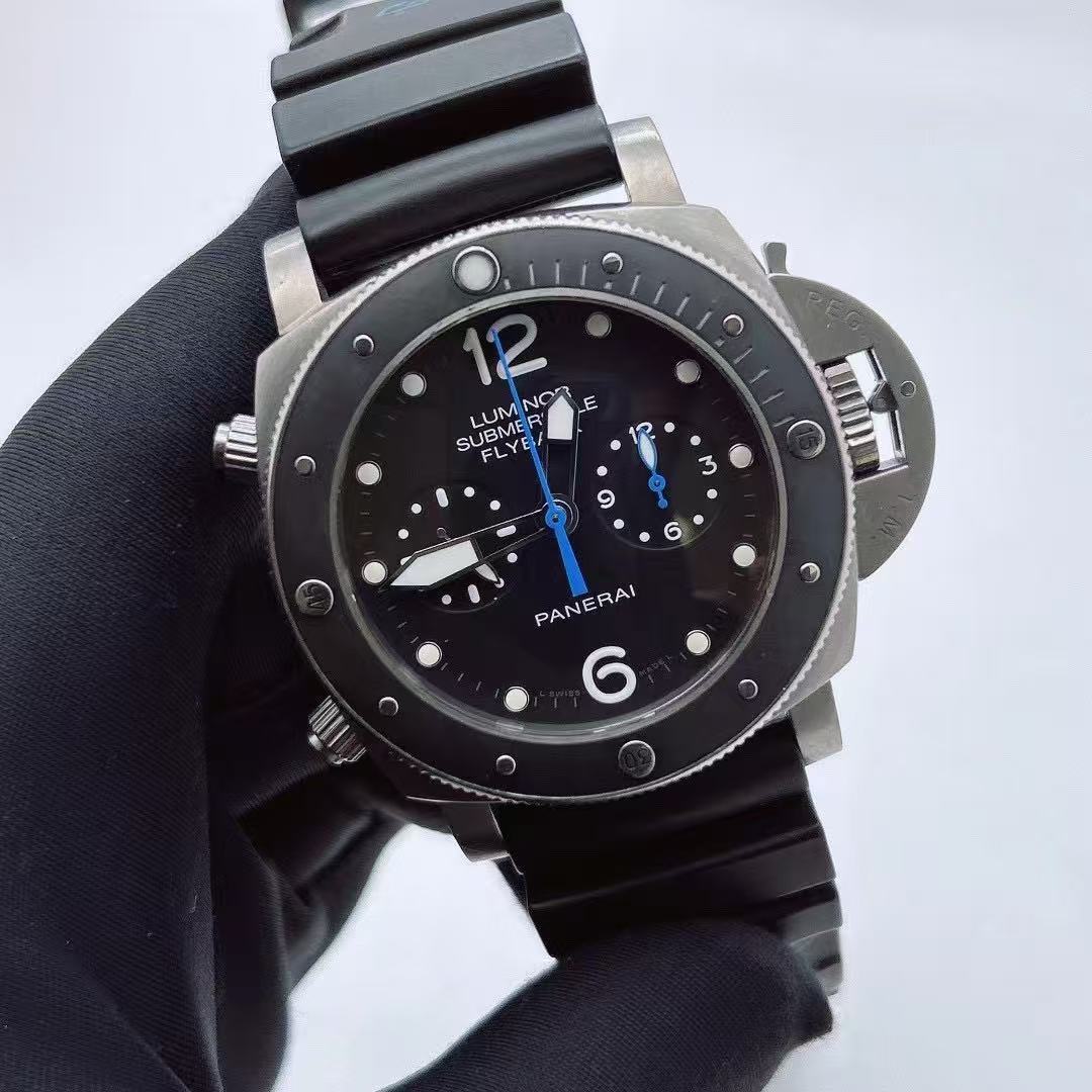 Panerai PAM00615 detail 2