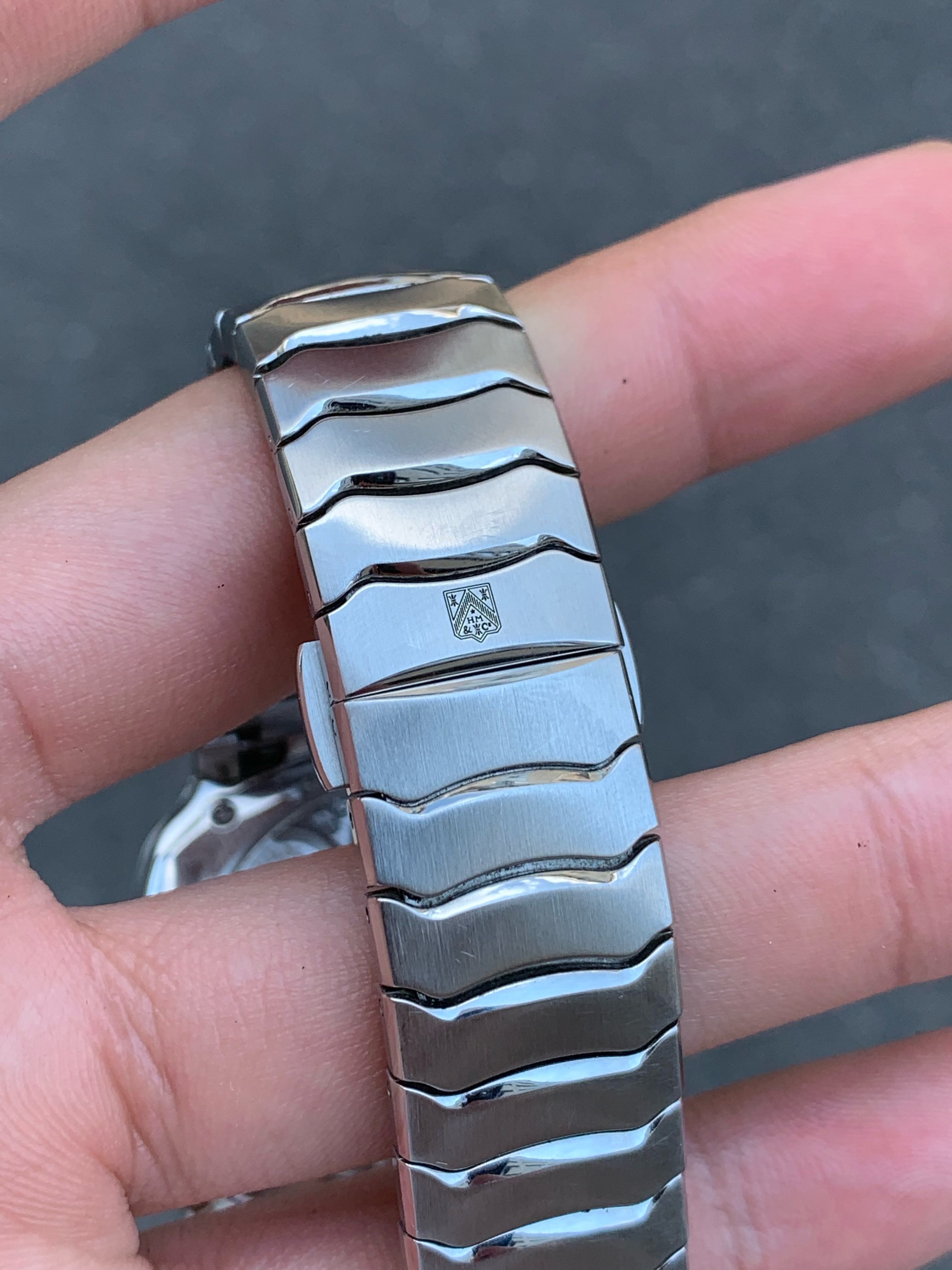 H.Moser & Cie() 6902-1201 detail 5