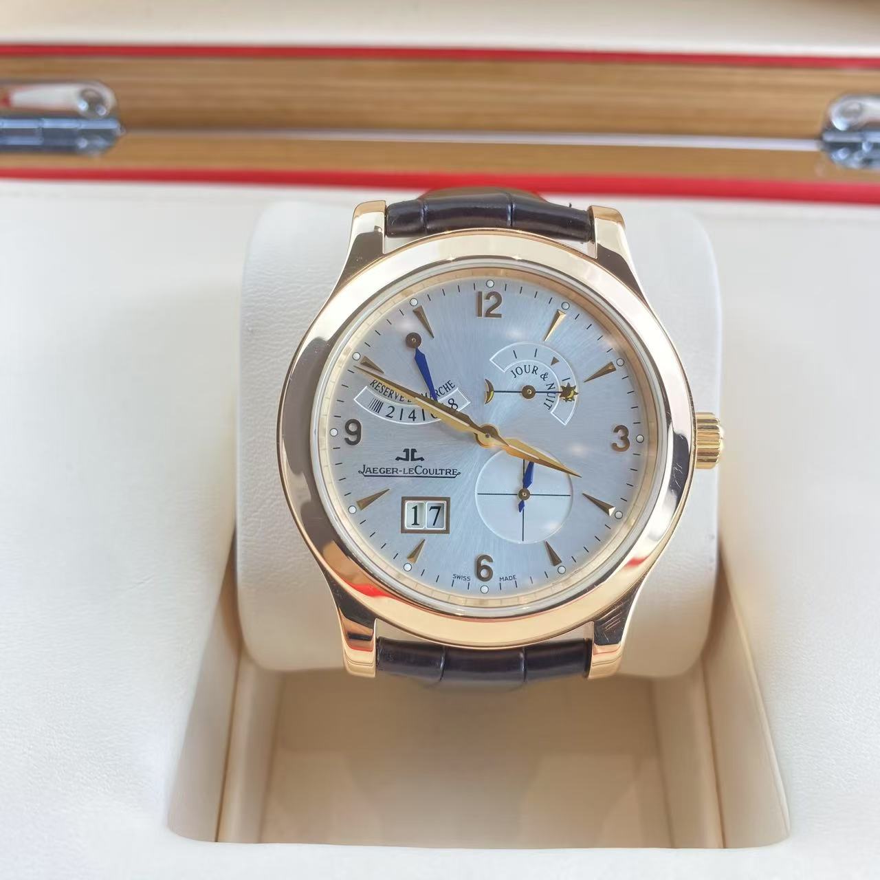 Jaeger-LeCoultre 1602420 detail 1
