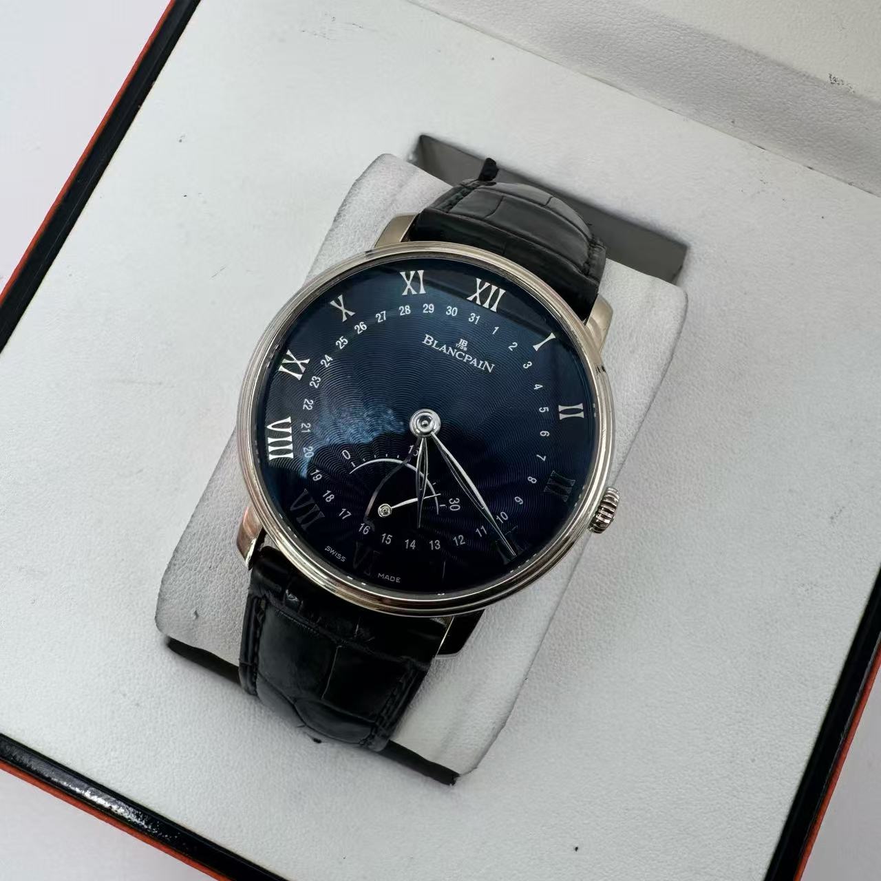 Blancpain 6653Q 1529 55B detail 1