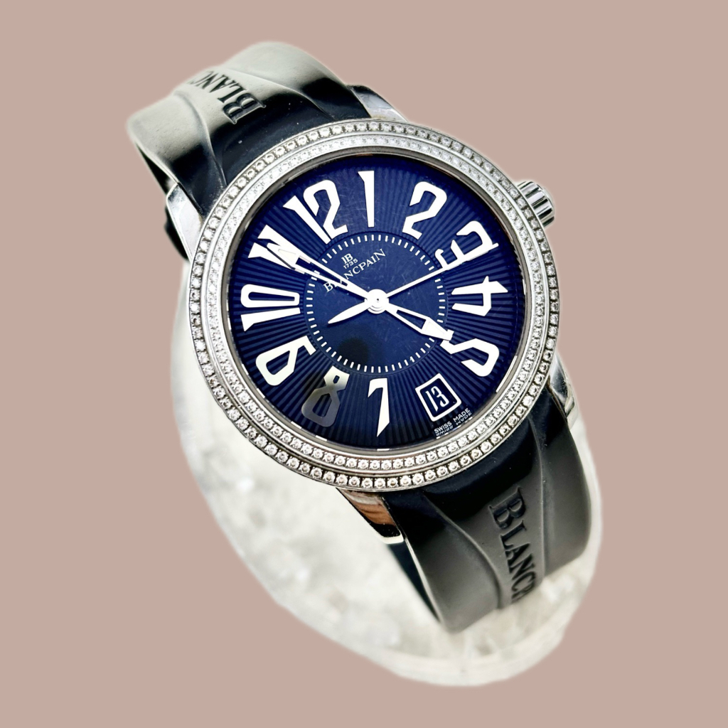 Blancpain 3300-4530-64B detail 1