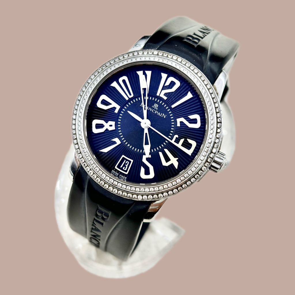Blancpain 3300-4530-64B detail 2