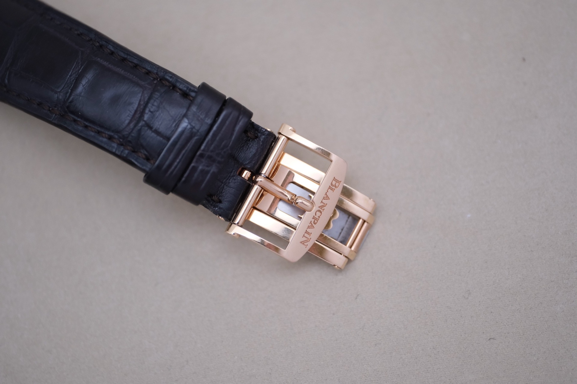 Blancpain 6654-3653-55B detail 6