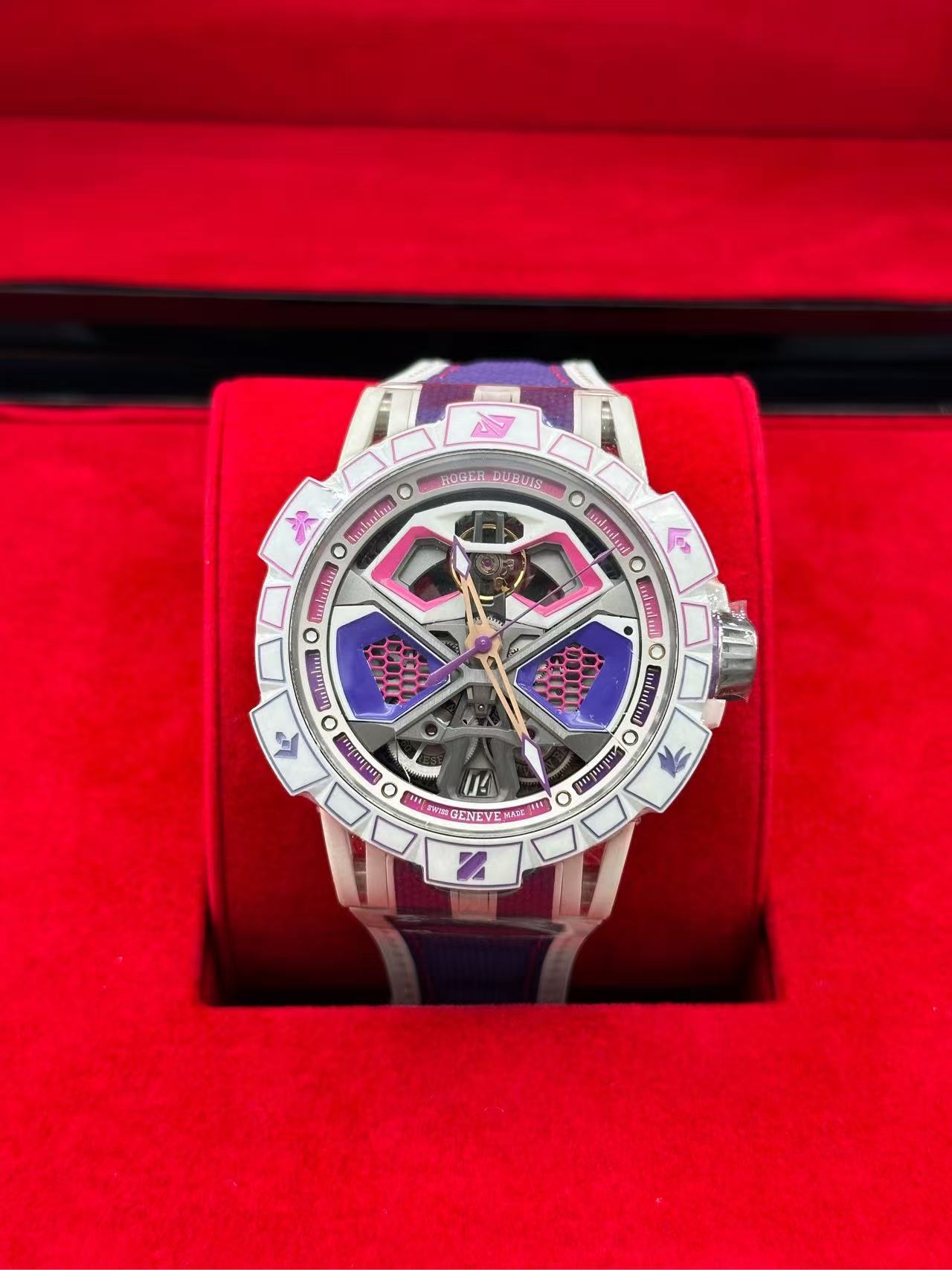 Roger Dubuis RDDBEX0975 detail 4