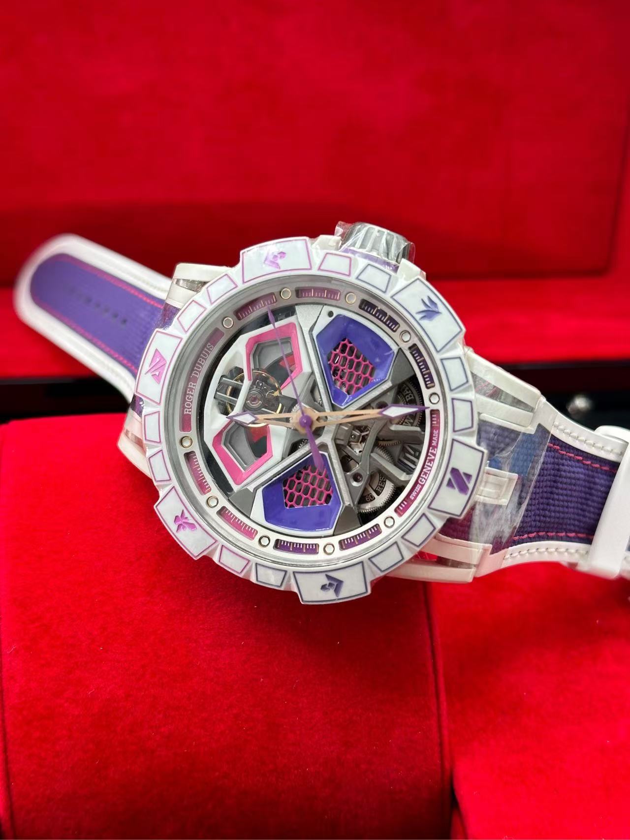 Roger Dubuis RDDBEX0975 detail 3