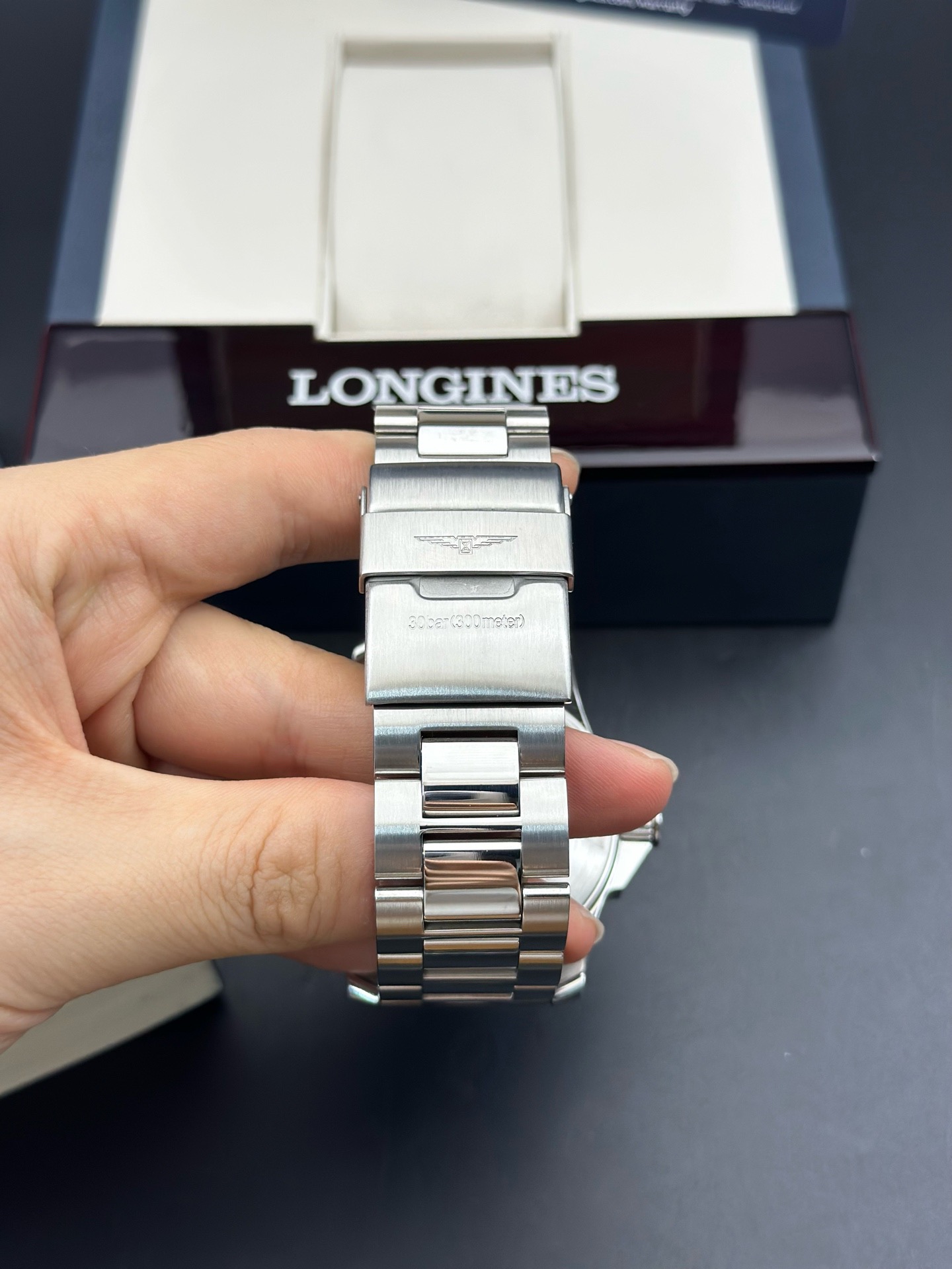 Longines L3.741.4.96.6 detail 3