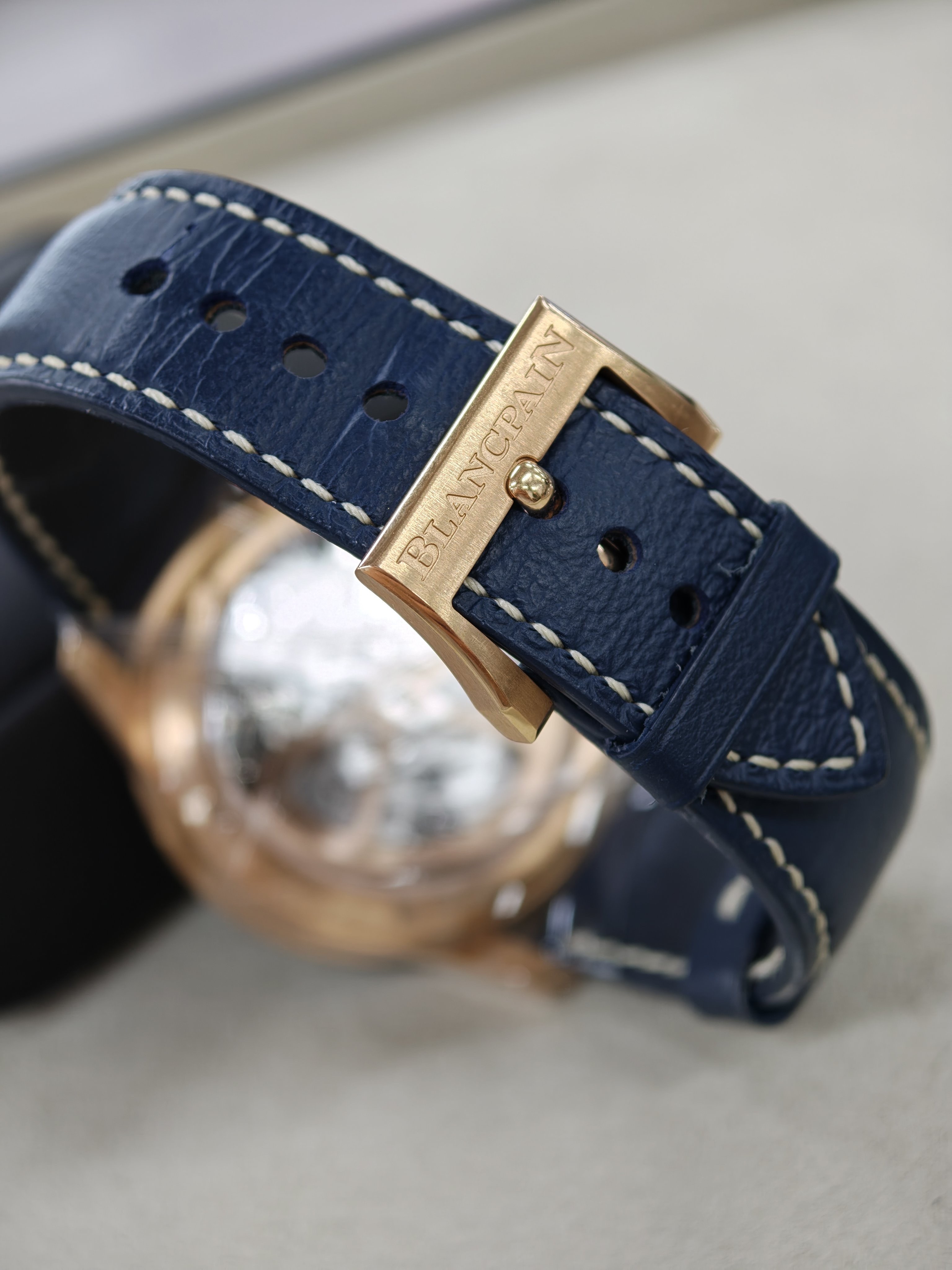 Blancpain AC02 36B40 63B detail 2