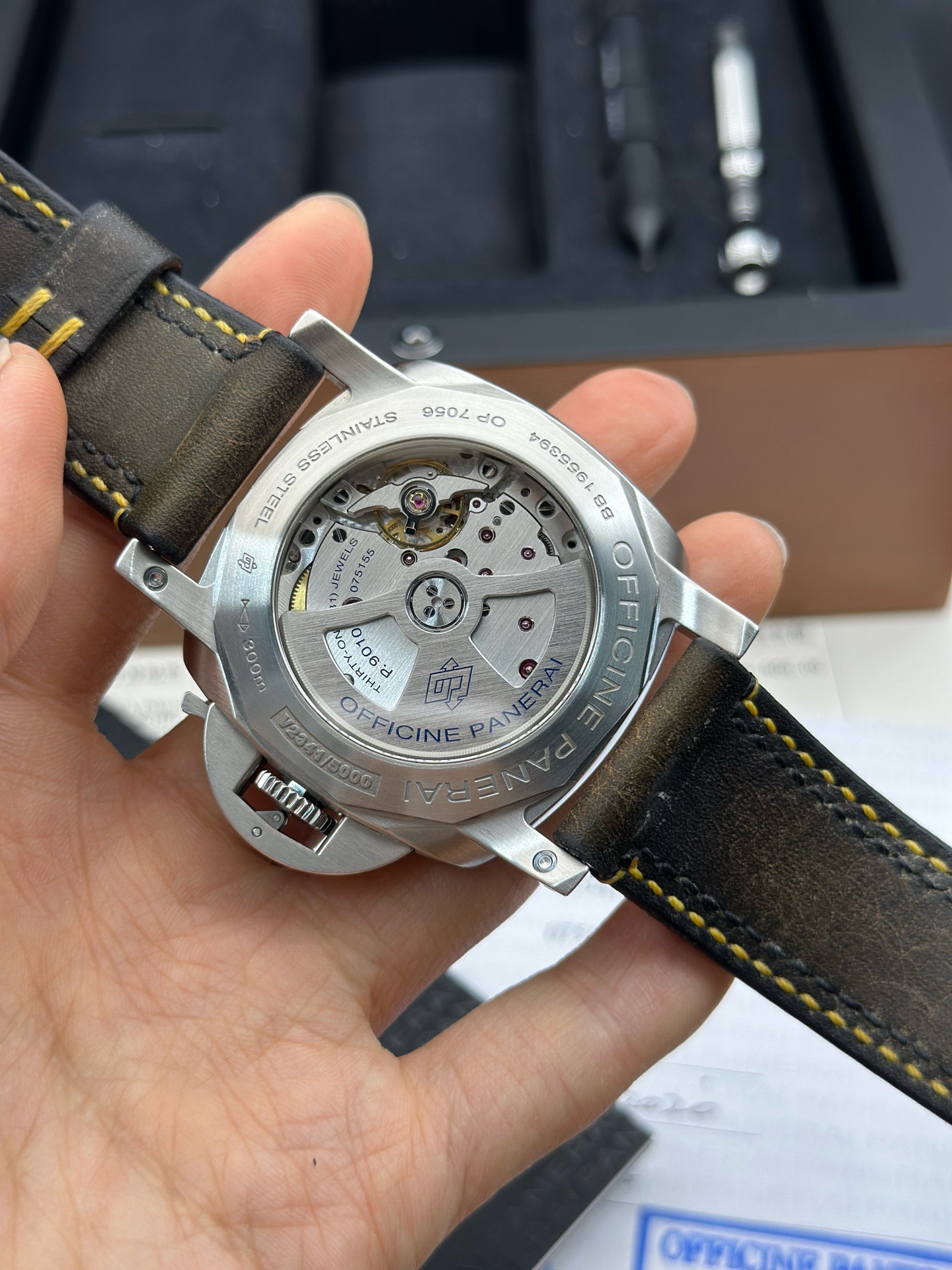 Panerai PAM01312 detail 6