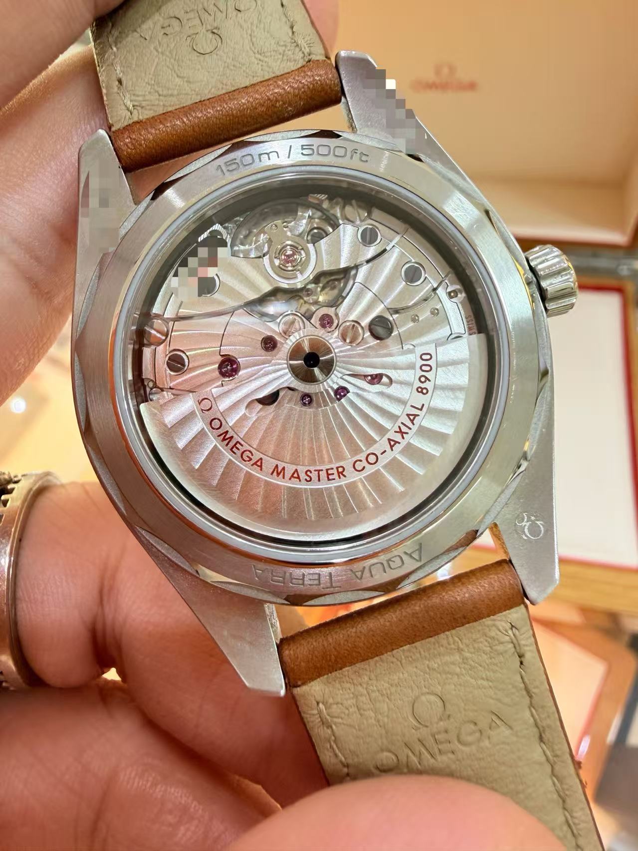 Omega 220.12.41.21.02.001 detail 8