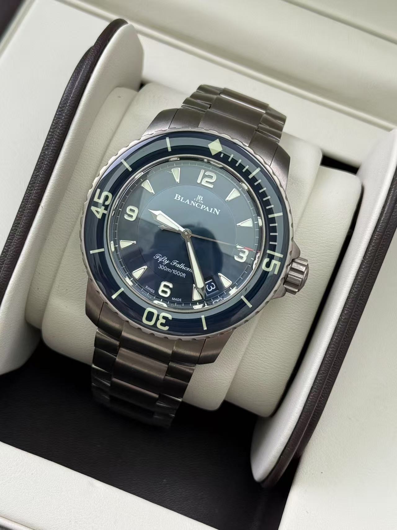 Blancpain 5015-1240-98B detail 2