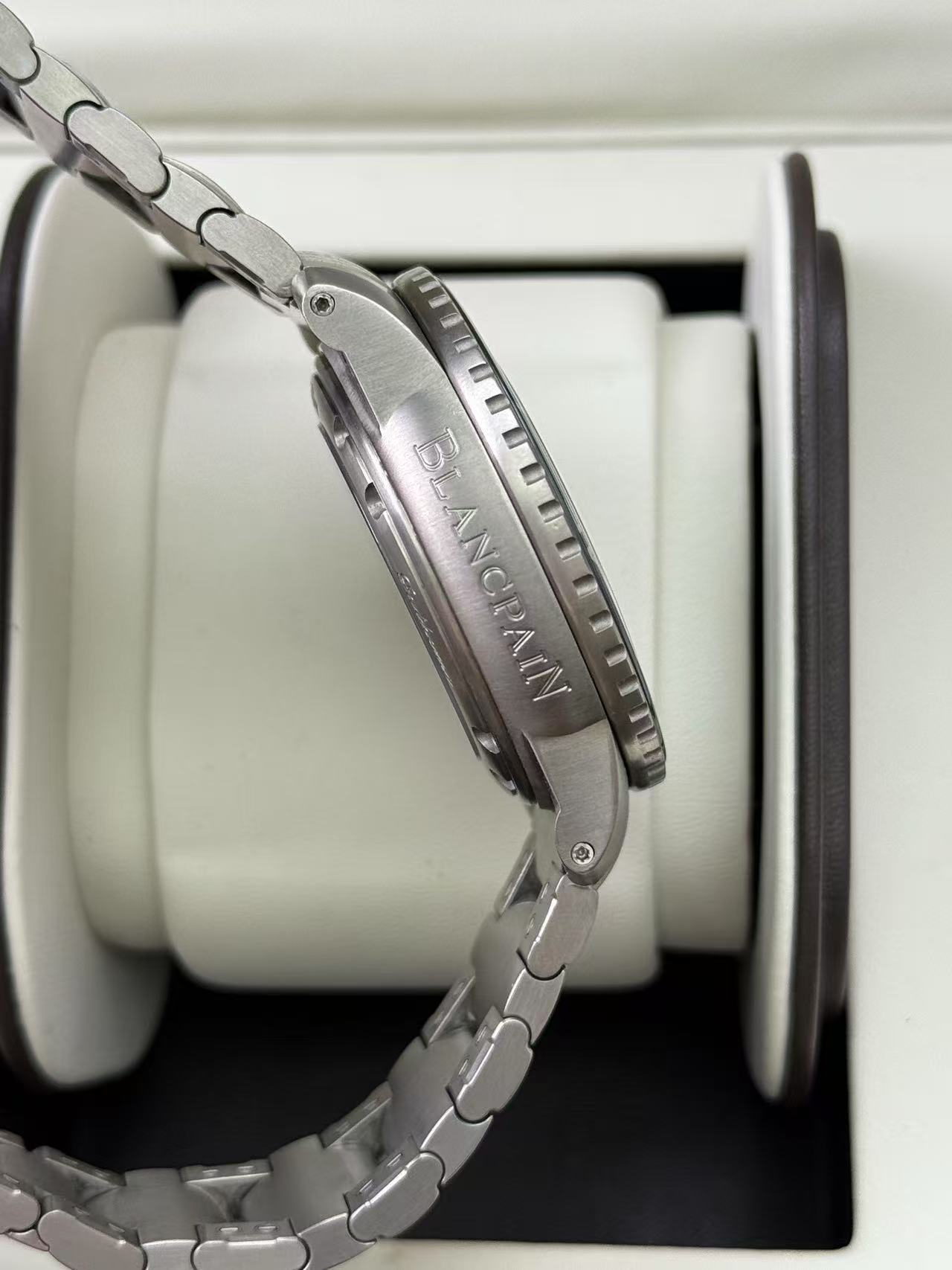 Blancpain 5015-1240-98B detail 3