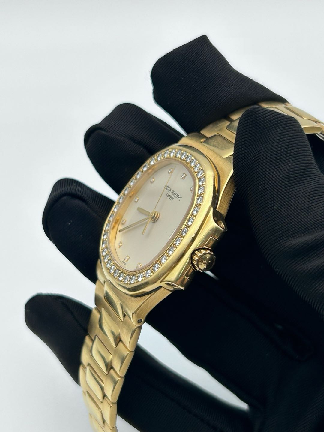 Patek Philippe 3800 / 3J-001 detail 3