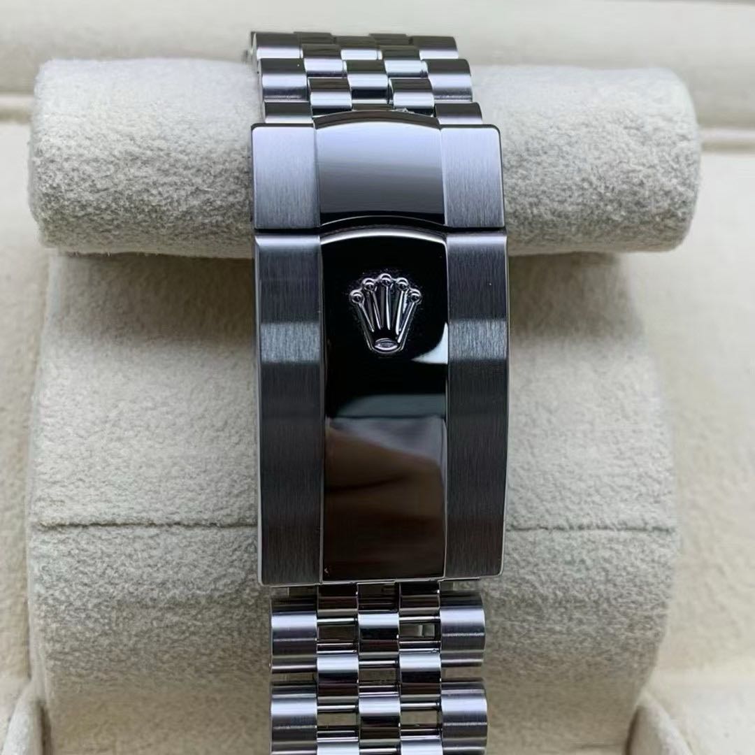 Rolex 126234 detail 4