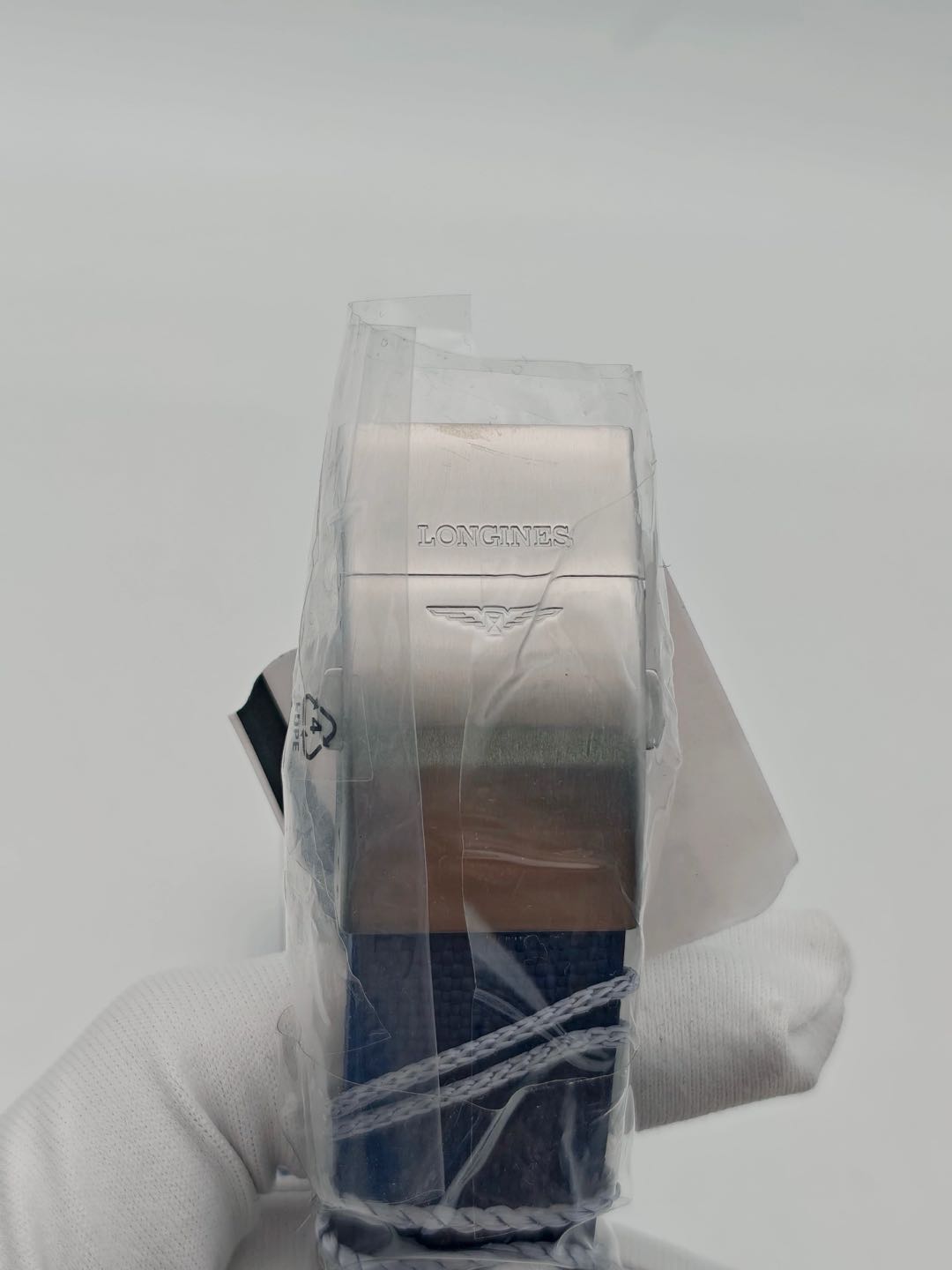 Longines L3.782.3.98.9 detail 4