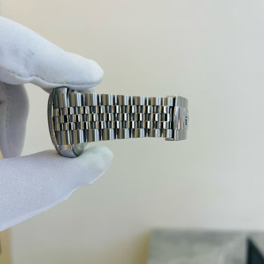 Rolex 126234 detail 5