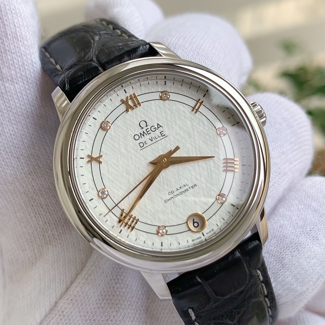 Omega 424.13.33.20.52.001 detail 1