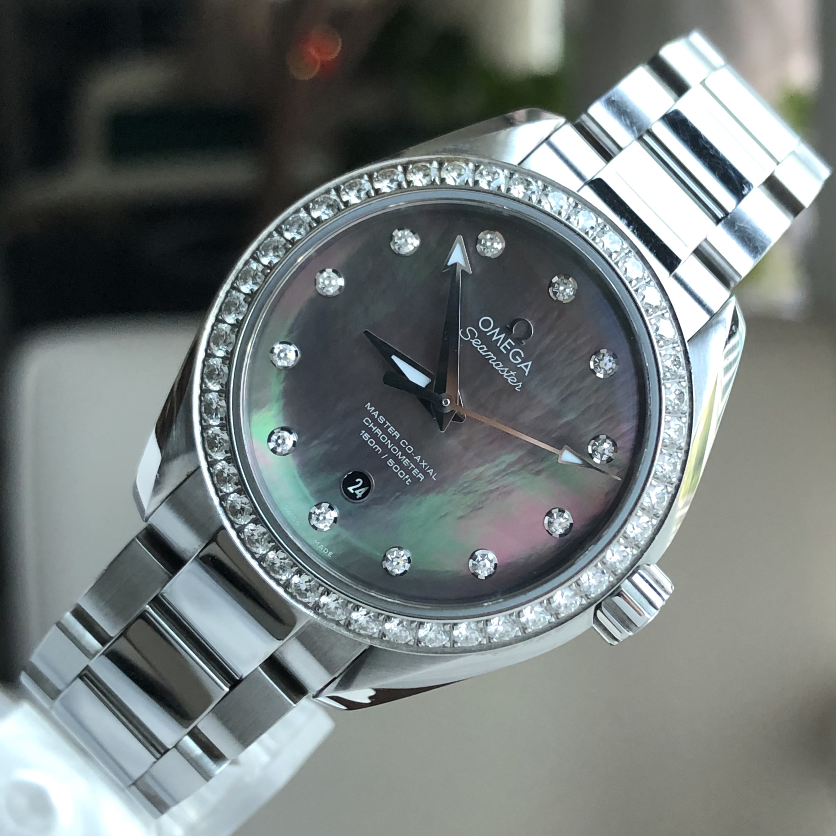 Omega 220.15.34.20.57.001 detail 3