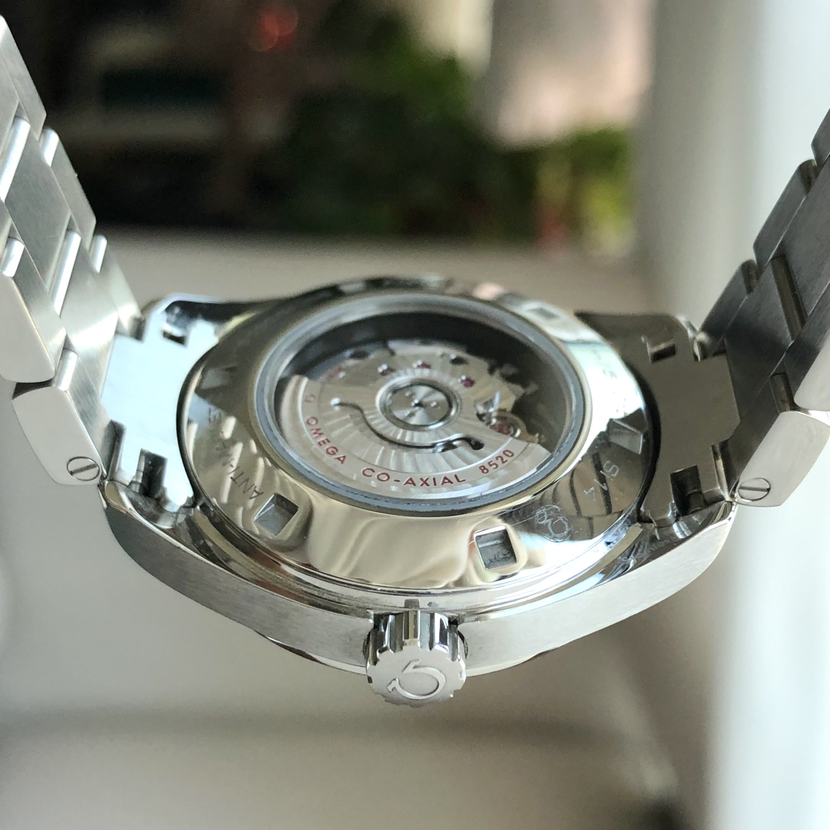 Omega 220.15.34.20.57.001 detail 4