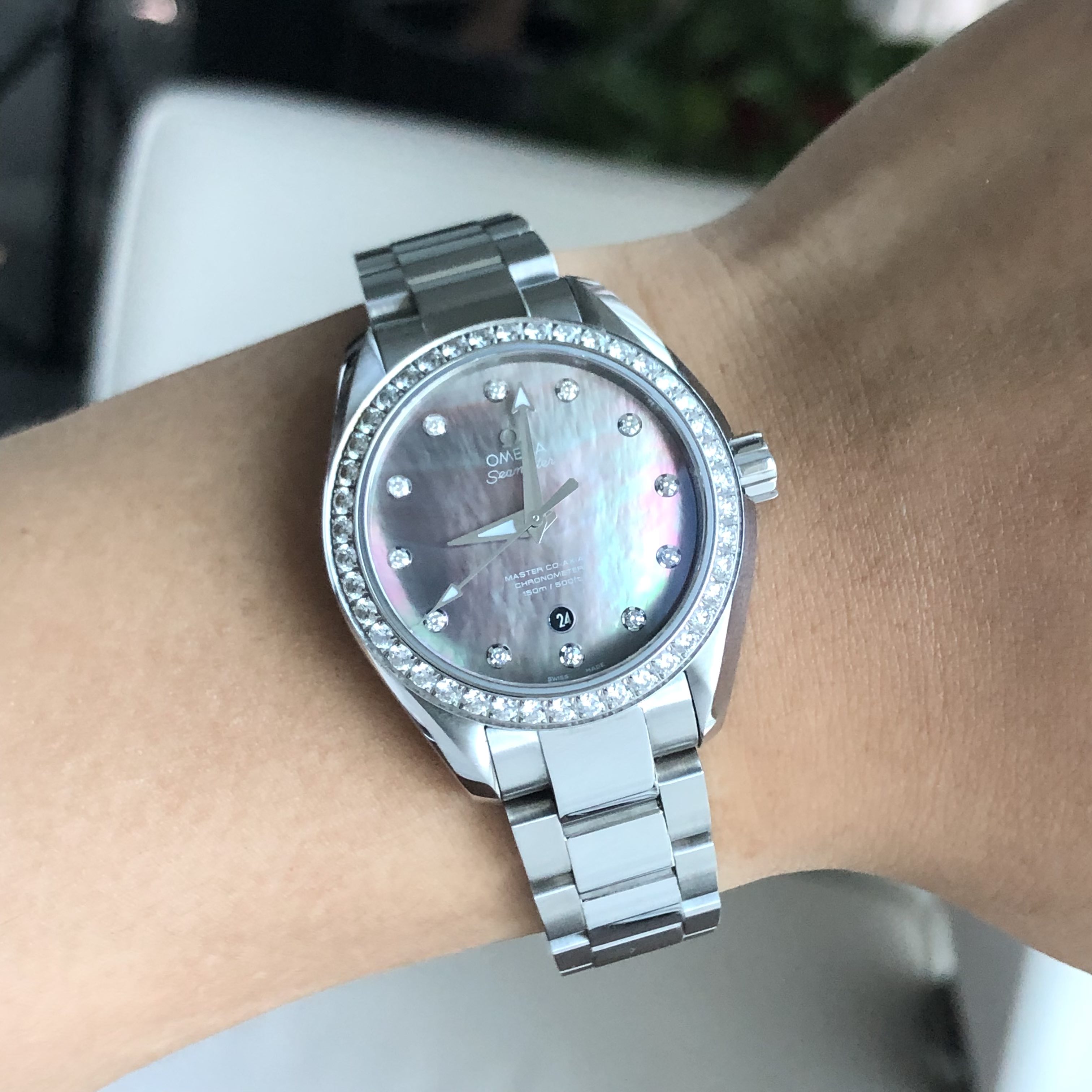 Omega 220.15.34.20.57.001 detail 5
