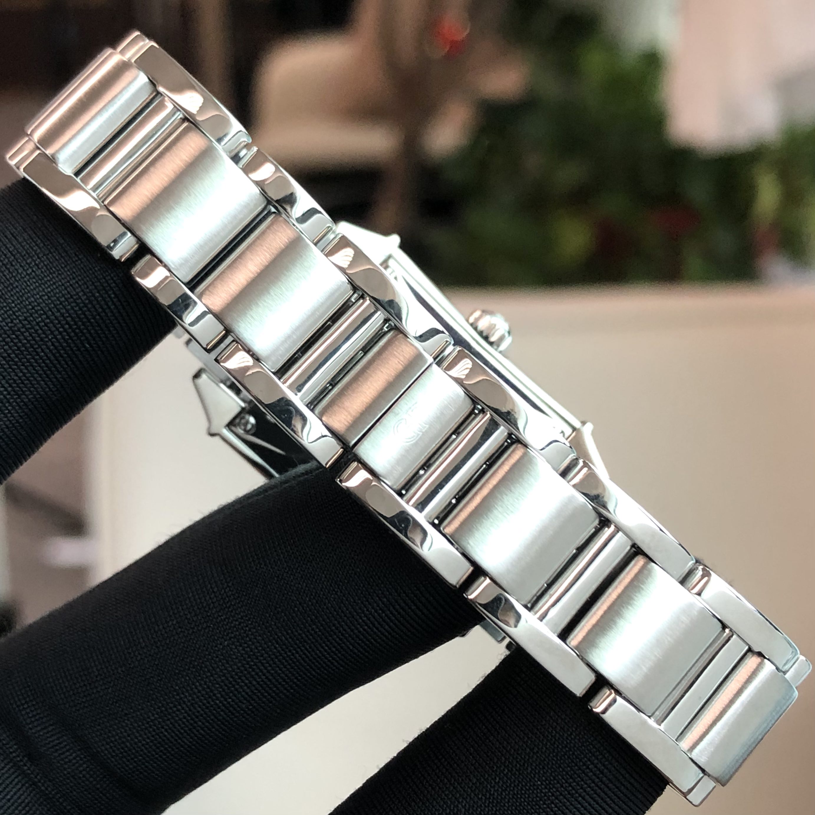Girard Perregaux 25900 detail 3
