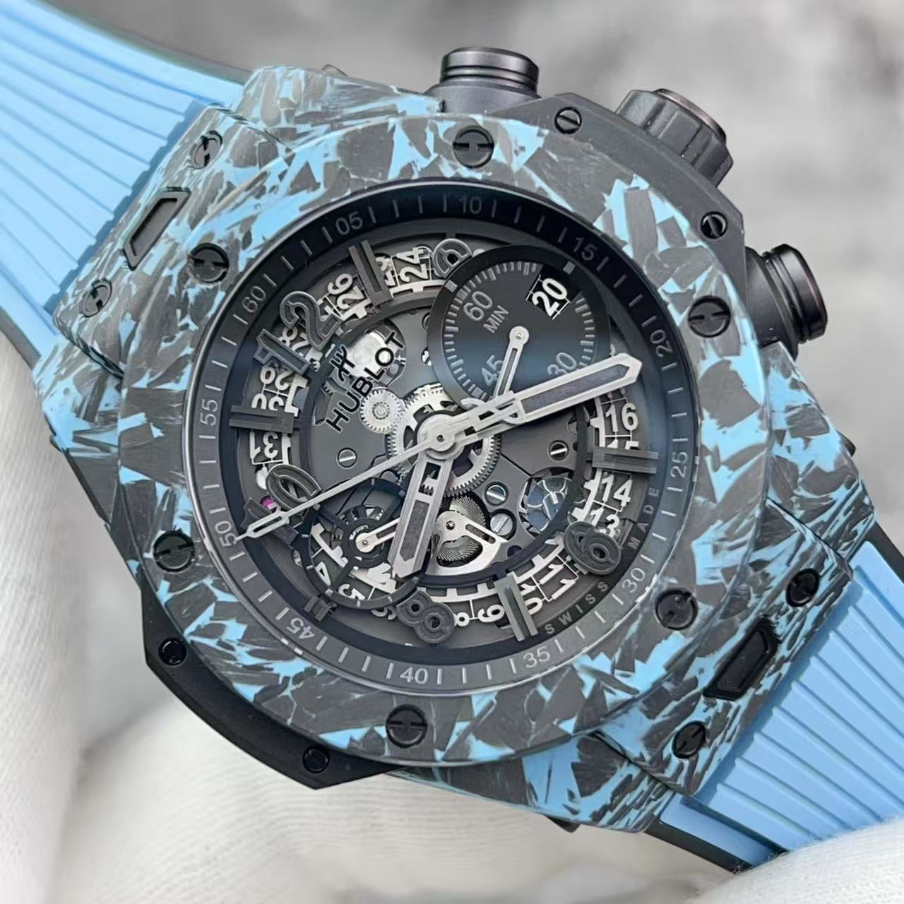 Hublot 421.QL.1110.RX.JPN detail 3