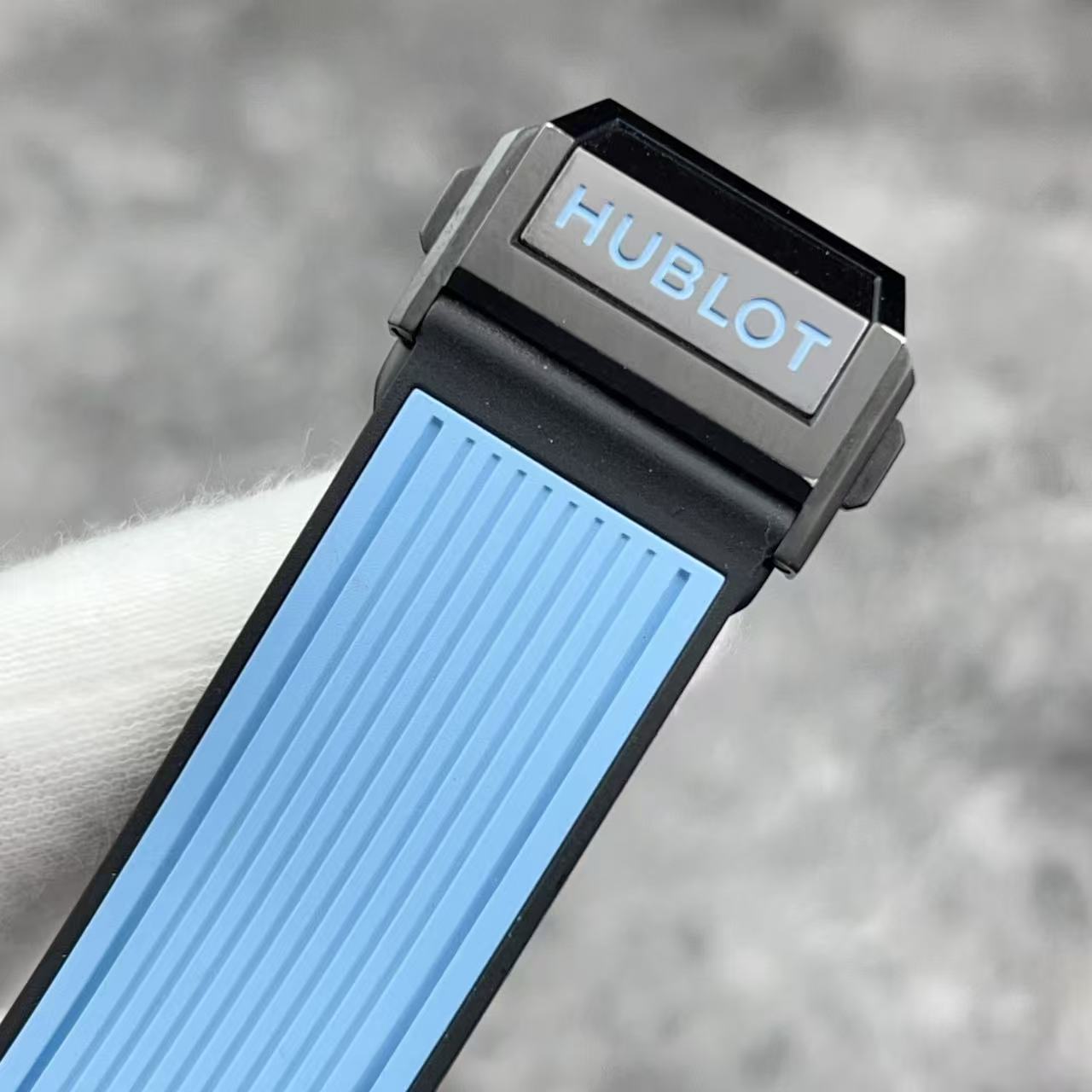Hublot 421.QL.1110.RX.JPN detail 5