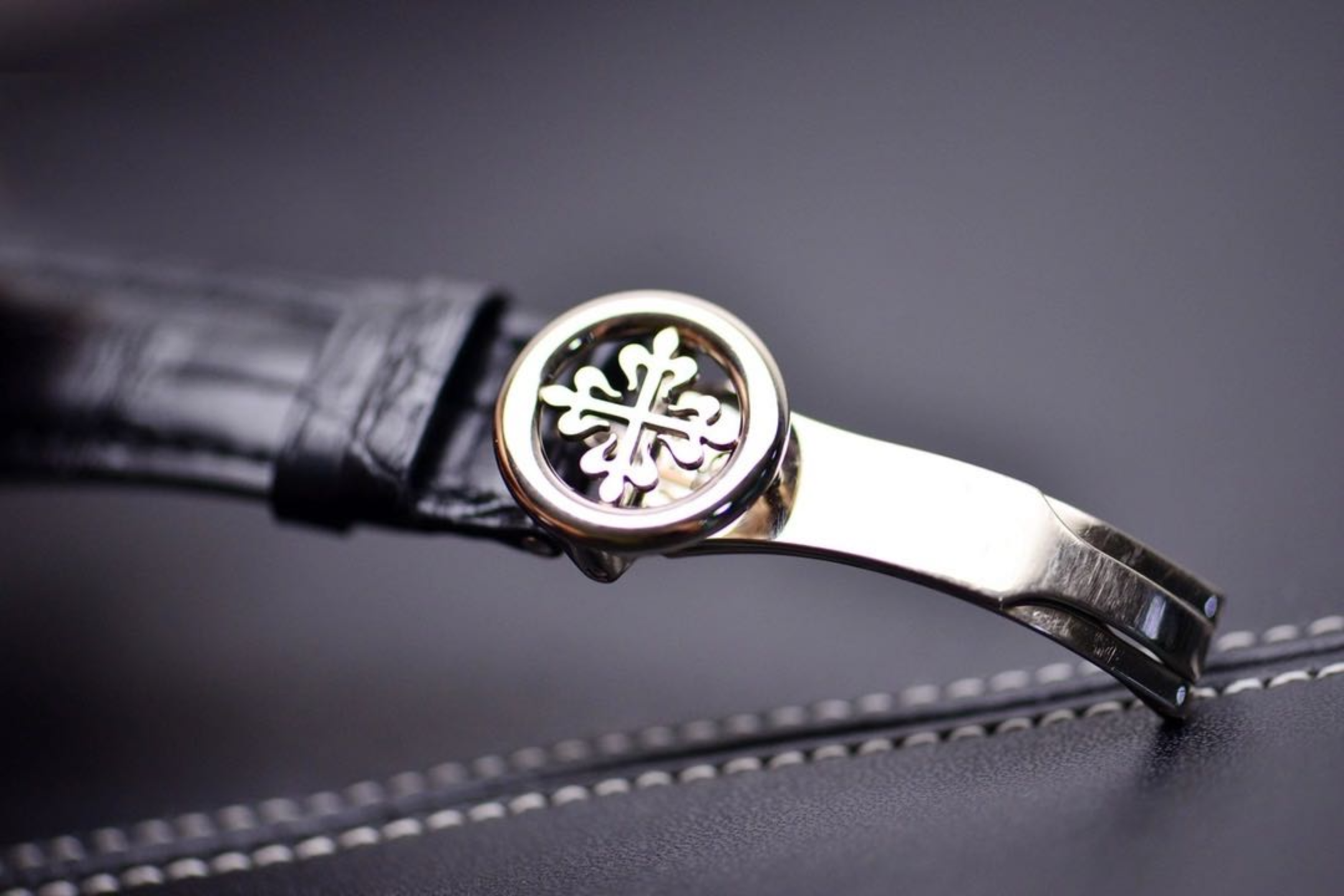 Patek Philippe 5146G-001 detail 5