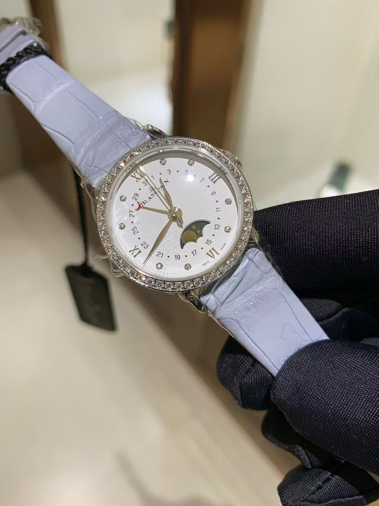 Blancpain 6106-4628-95A detail 2