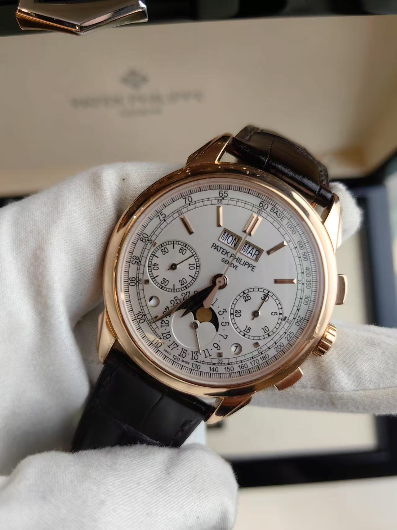 Patek Philippe 5270R-001 detail 1
