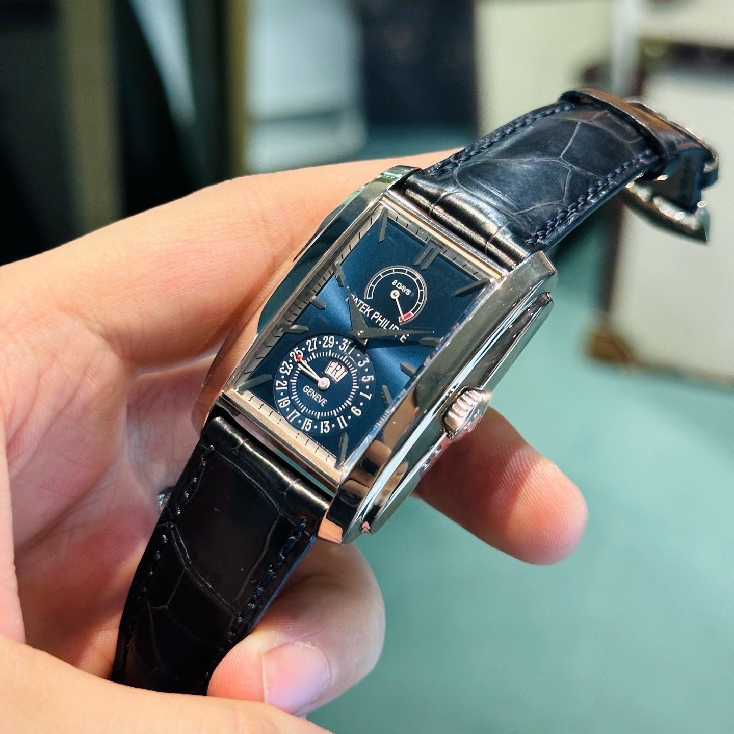 Patek Philippe 5200G-001 detail 4