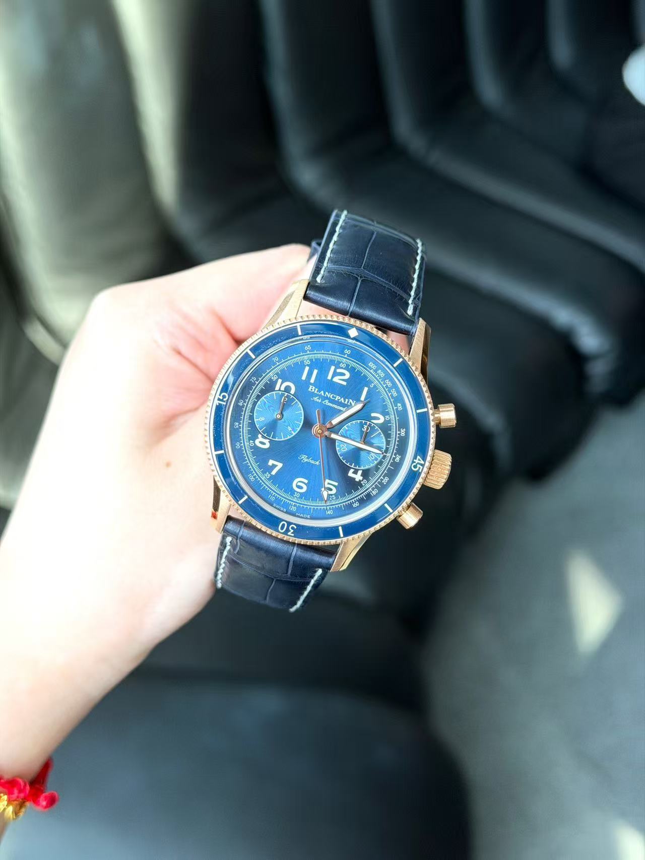 Blancpain AC02-36B40-63B detail 2