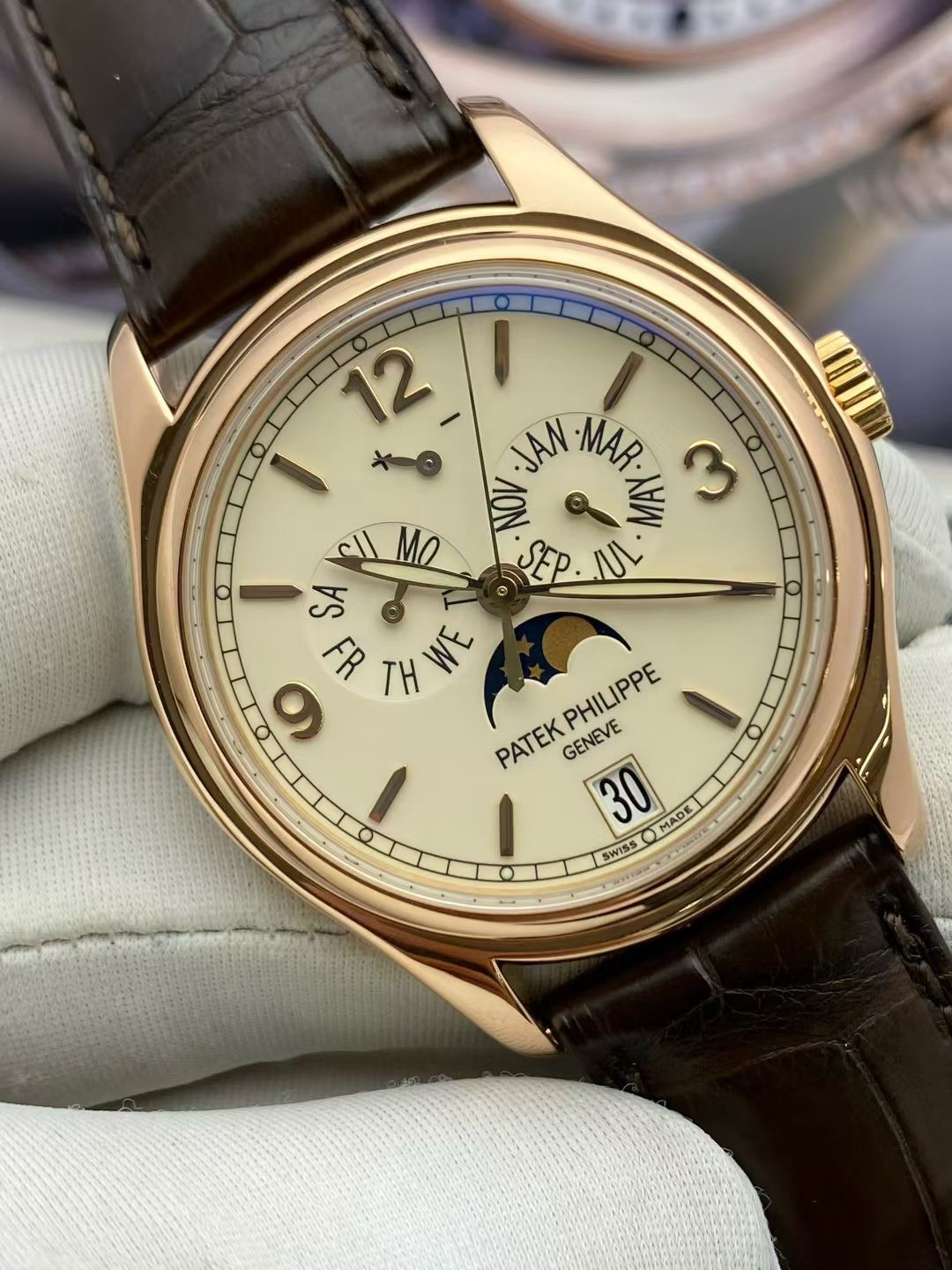 Patek Philippe 5146R detail 2