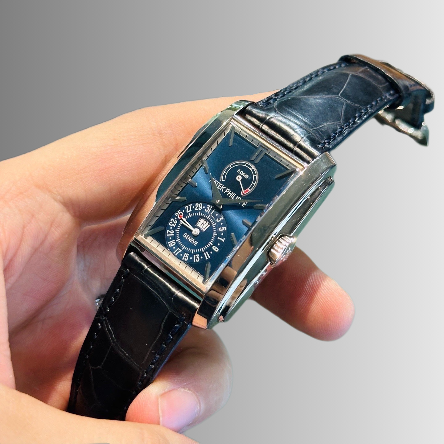 Patek Philippe 5200G-001 detail 1