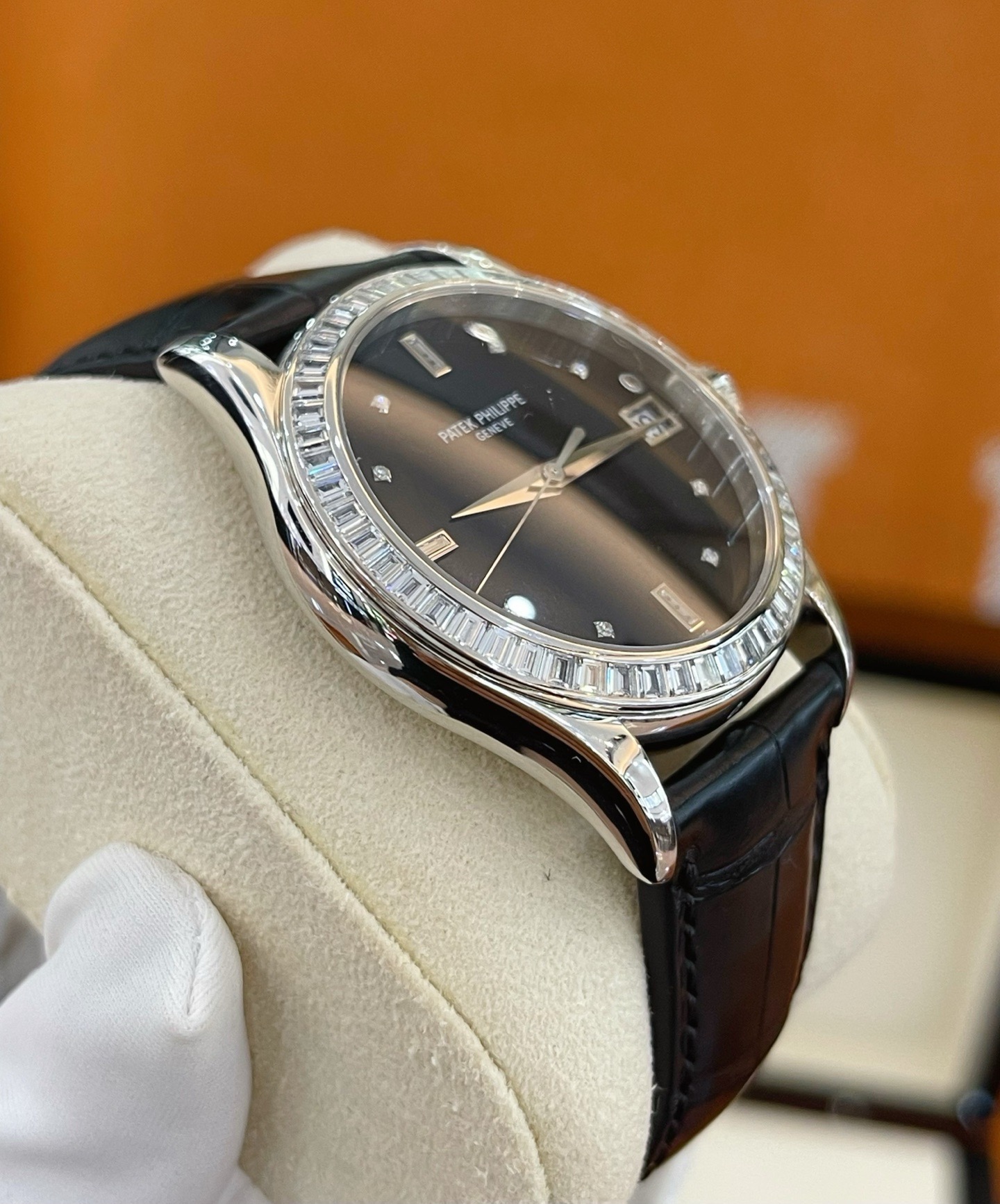 Patek Philippe 5118-P-001 detail 5